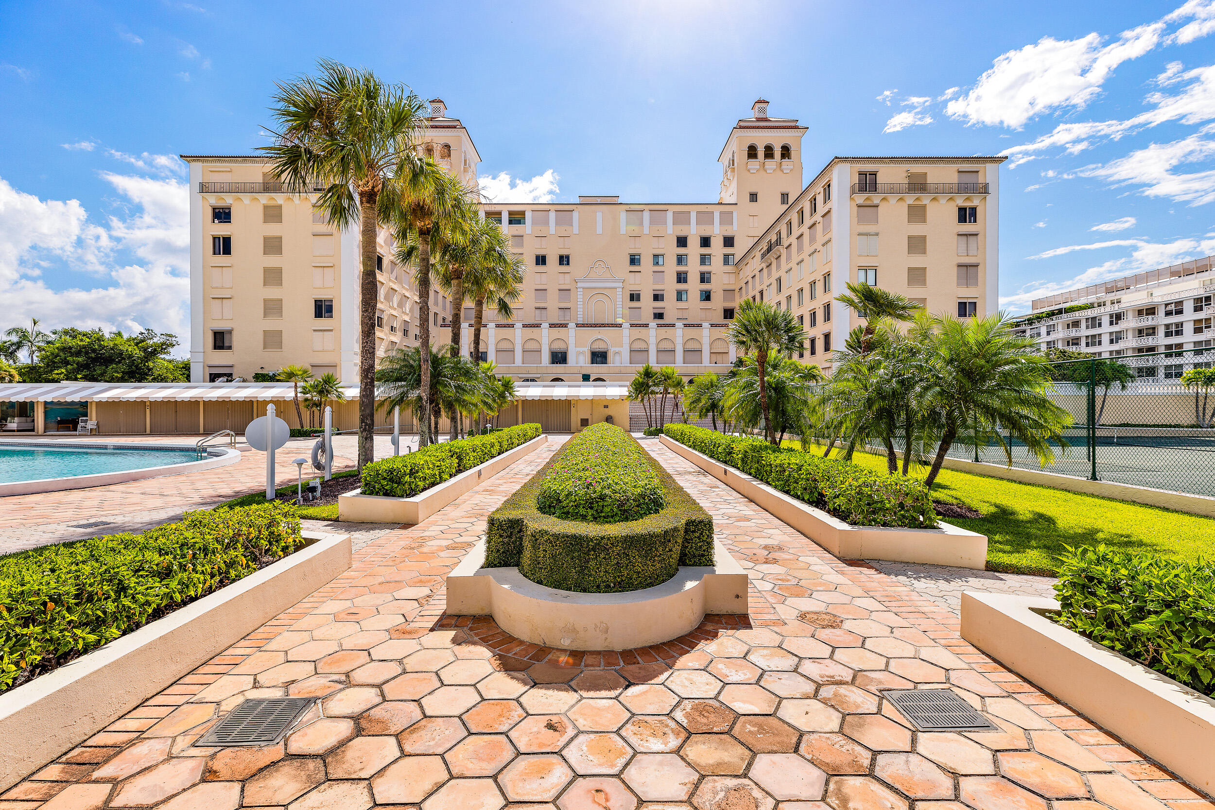 Rarely available residence with both ocean & intracoastal views.  Enjoy gorgeous sunrise & sunset moments every day.  Intuitively programmed floor plan.  Easy in town living.  The Biltmore is Palm Beach landmark with numerous luxury amenities including 2 tennis courts, fitness center, pool, jacuzzi, dock, oceanfront beach club restaurant, library, meeting rooms, event space, beach access, and concierge services.