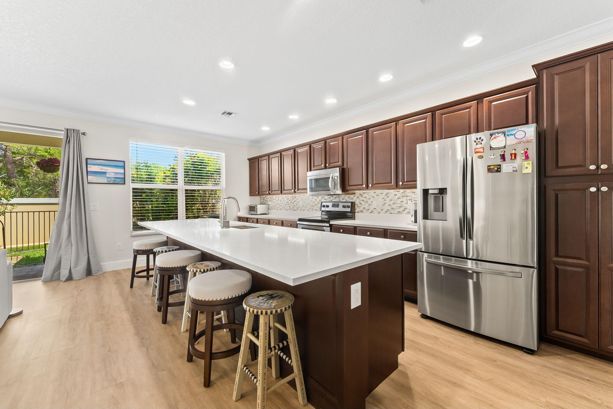 BLUE LAKE TOWNHOMES - Residential