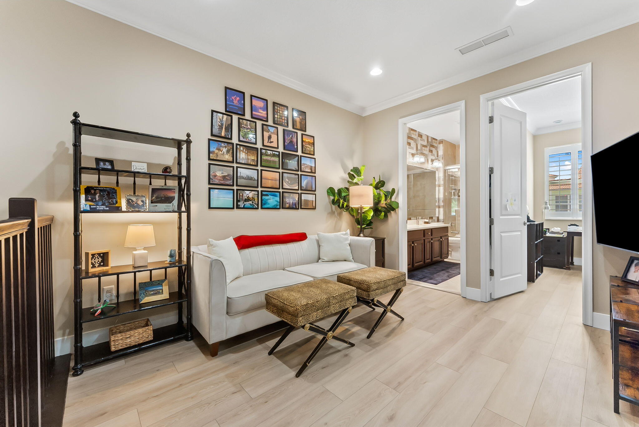BLUE LAKE TOWNHOMES - Residential