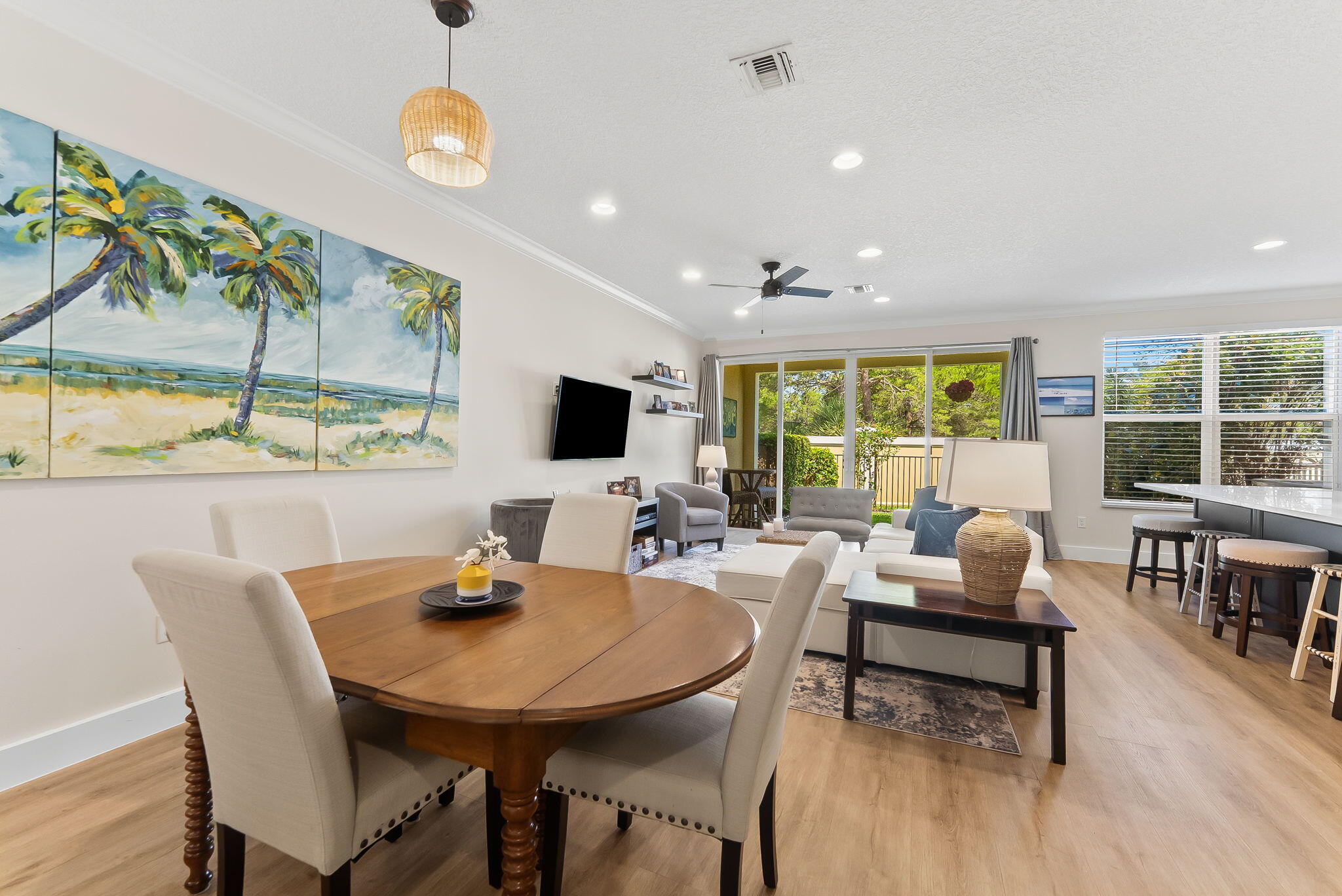 BLUE LAKE TOWNHOMES - Residential