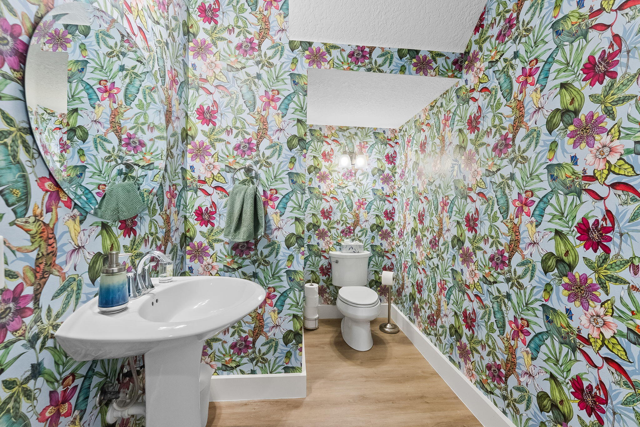 BLUE LAKE TOWNHOMES - Residential