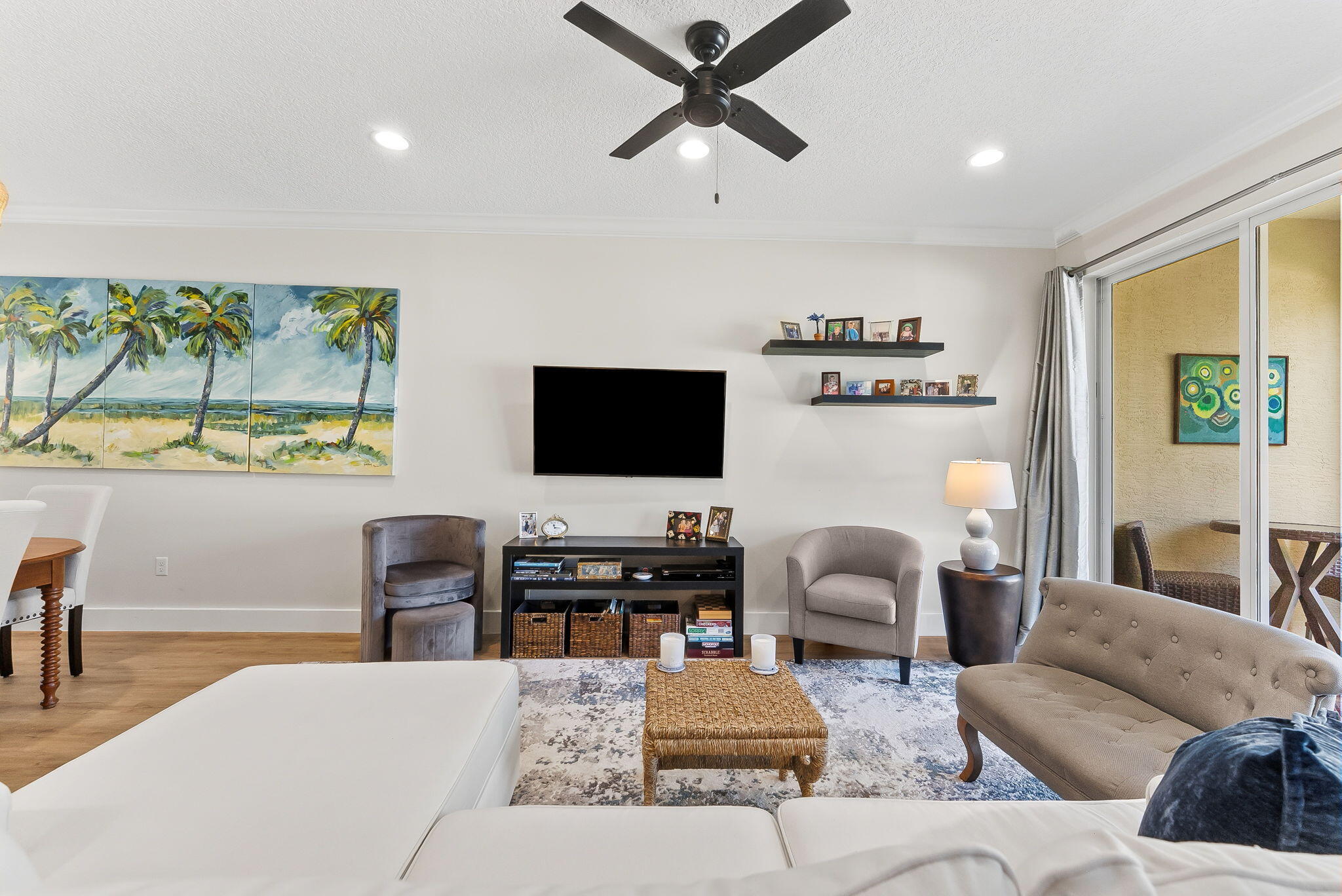 BLUE LAKE TOWNHOMES - Residential