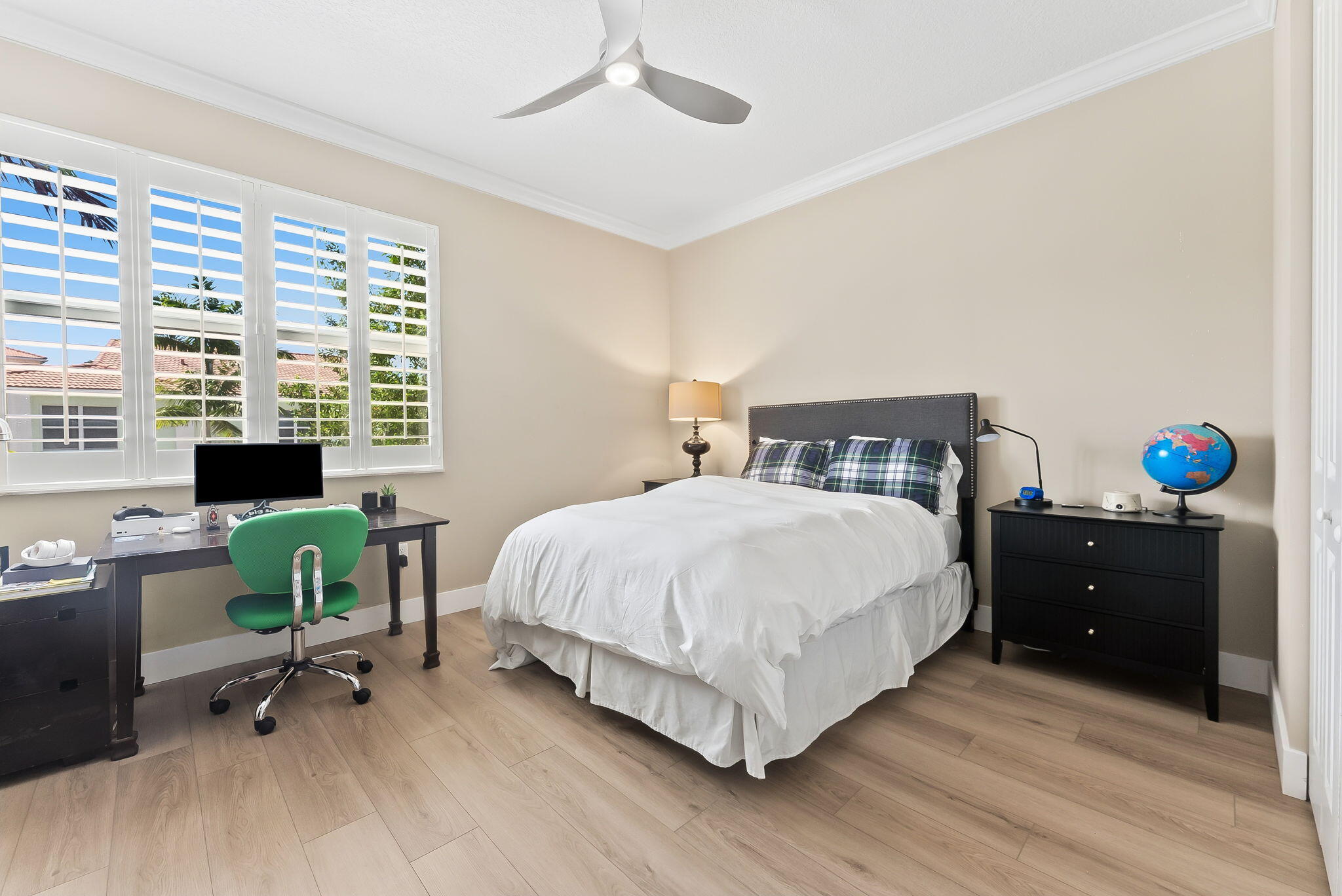 BLUE LAKE TOWNHOMES - Residential