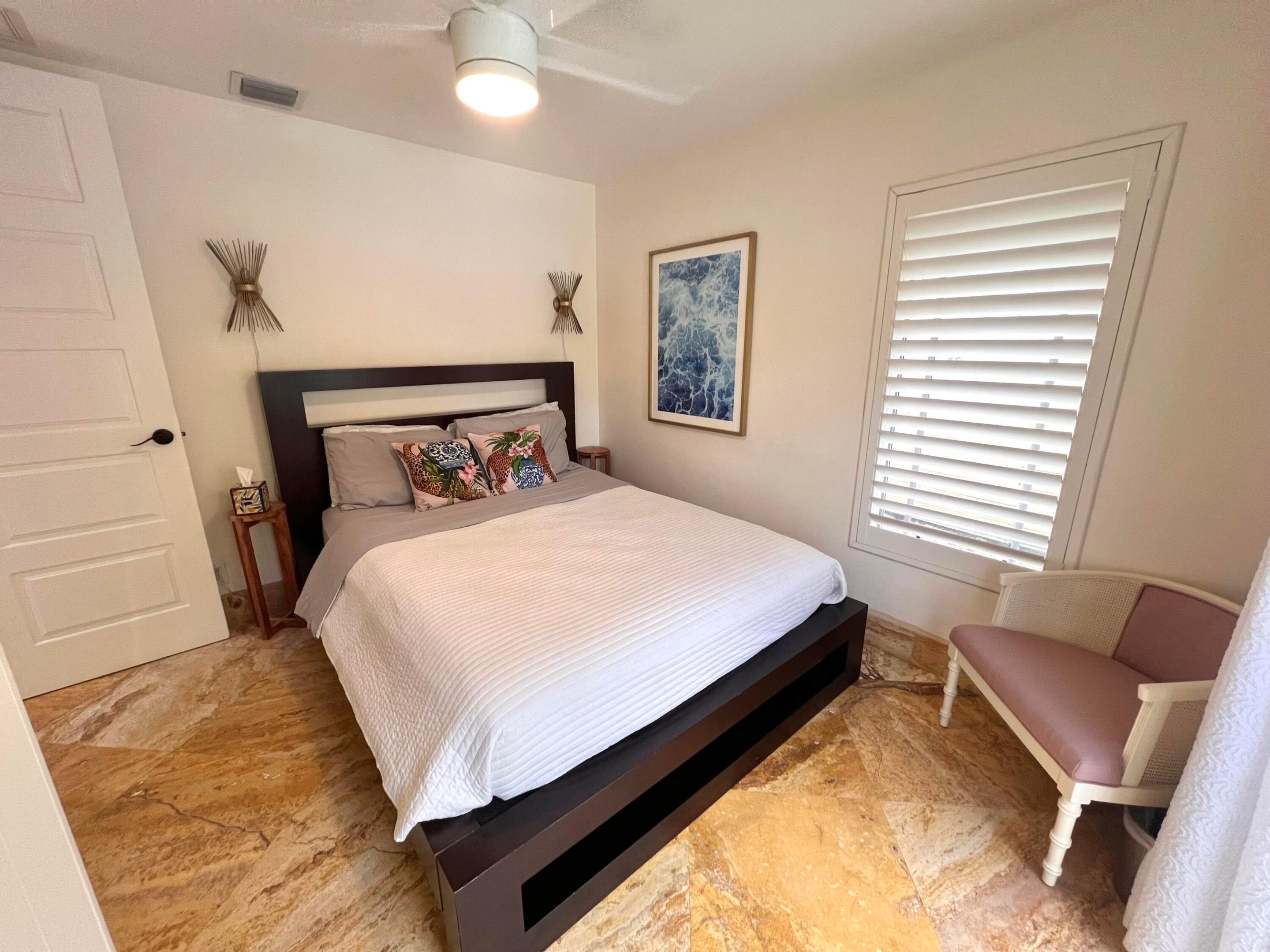BELLVIEW COURT - Residential