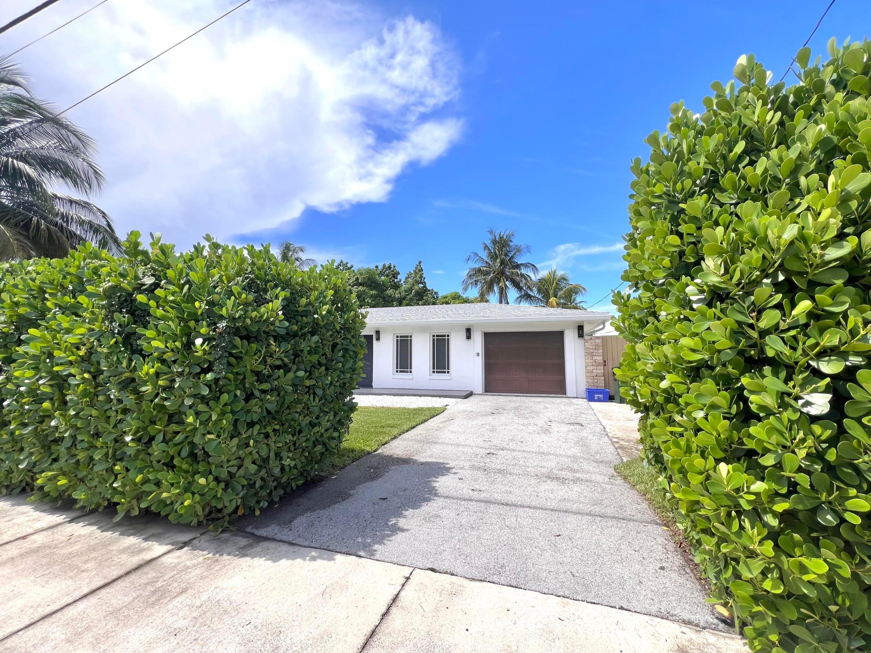 BELLVIEW COURT - Residential