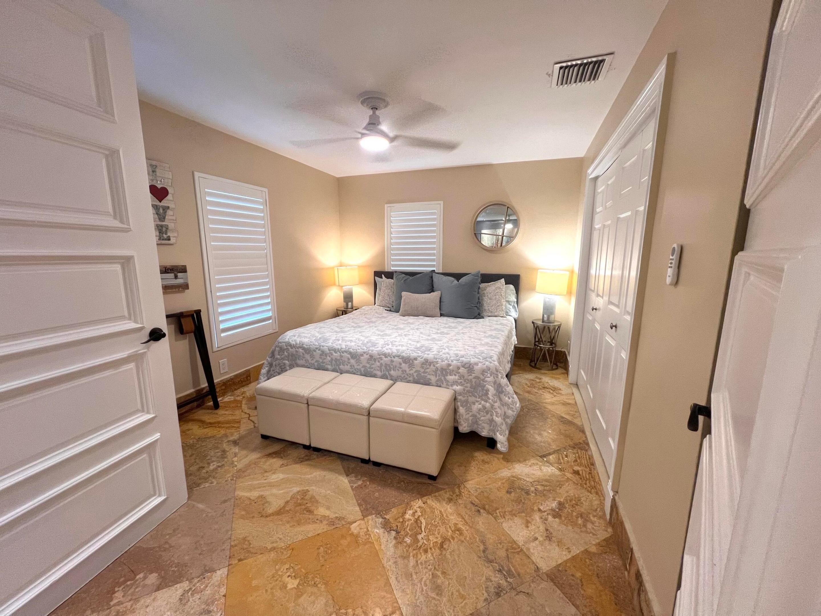 BELLVIEW COURT - Residential