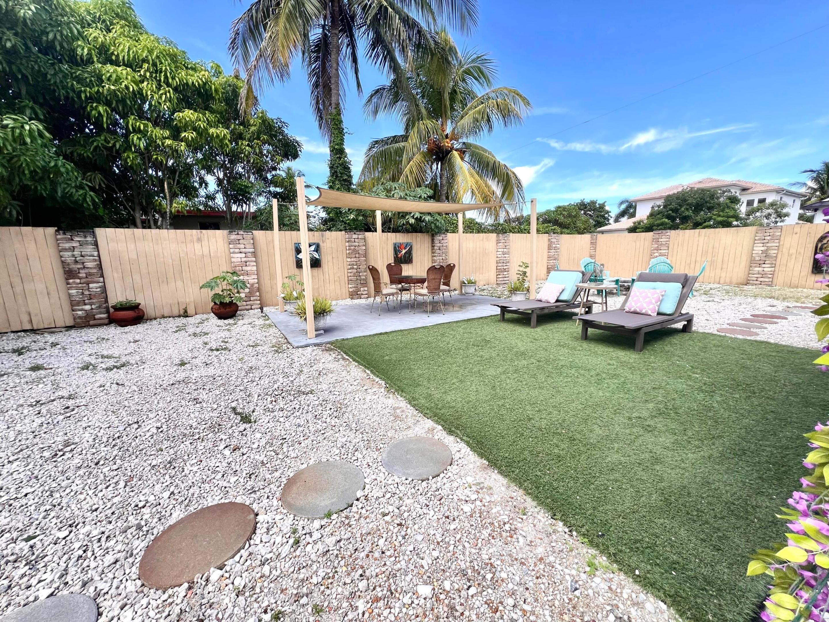 BELLVIEW COURT - Residential