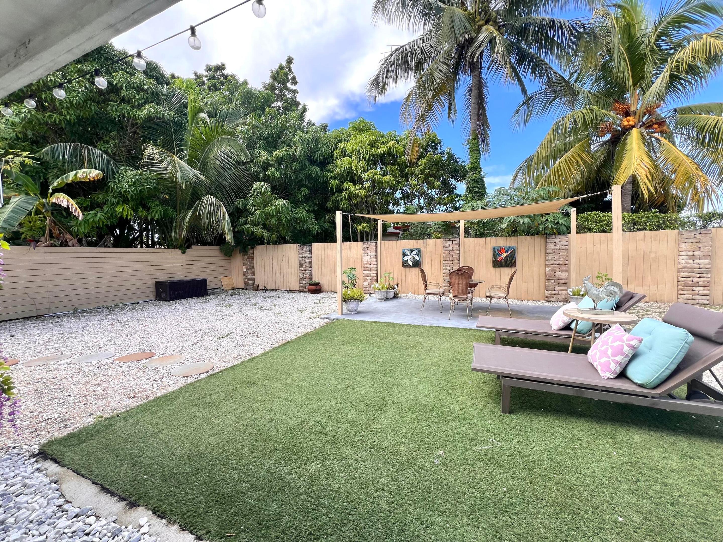 BELLVIEW COURT - Residential