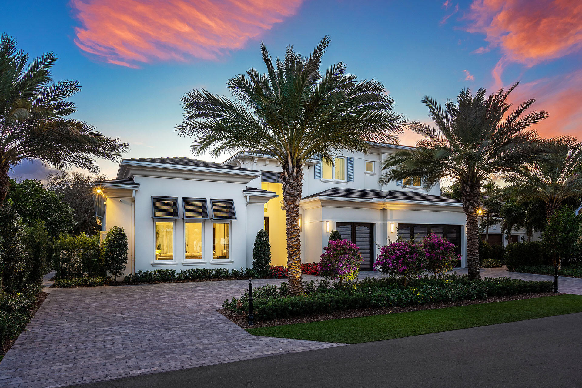 ROYAL PALM YACHT & COUNTRY CLUB - Residential
