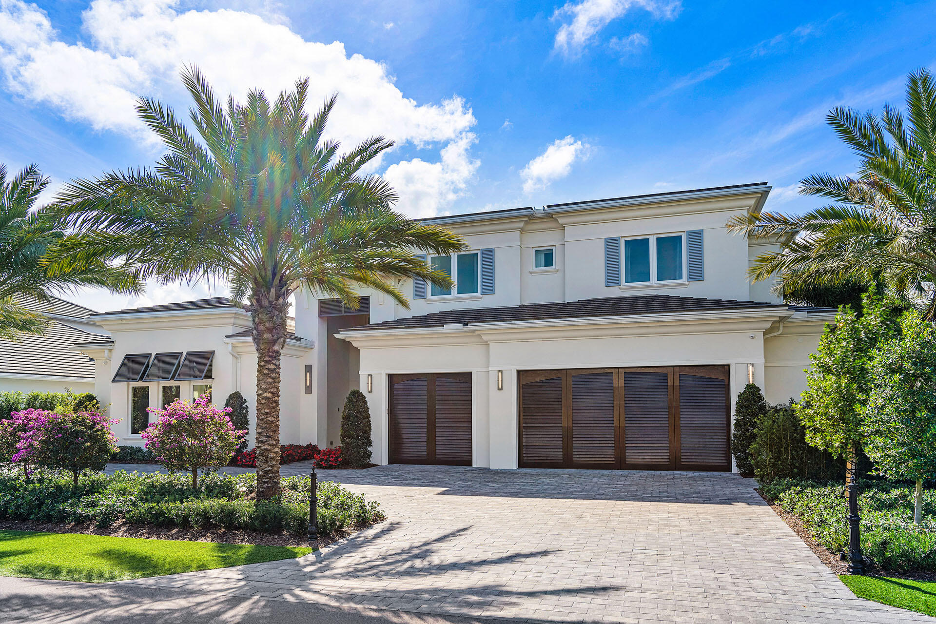 ROYAL PALM YACHT & COUNTRY CLUB - Residential