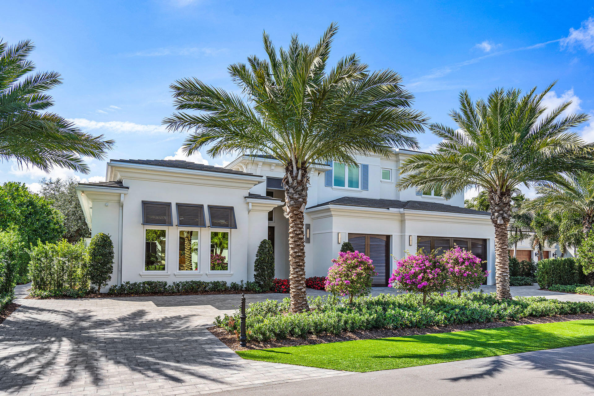 ROYAL PALM YACHT & COUNTRY CLUB - Residential