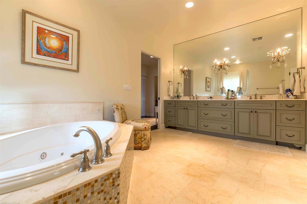 PALM BEACH POINT EAST - Residential