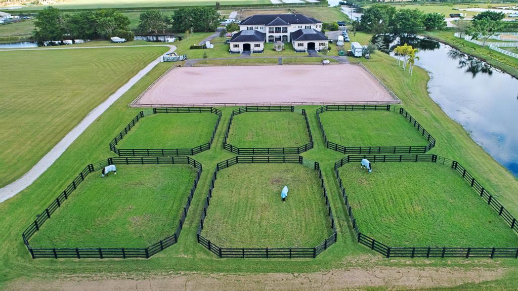 PALM BEACH POINT EAST - Residential
