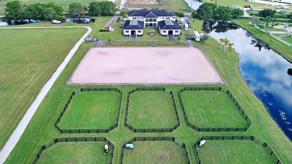 PALM BEACH POINT EAST - Residential