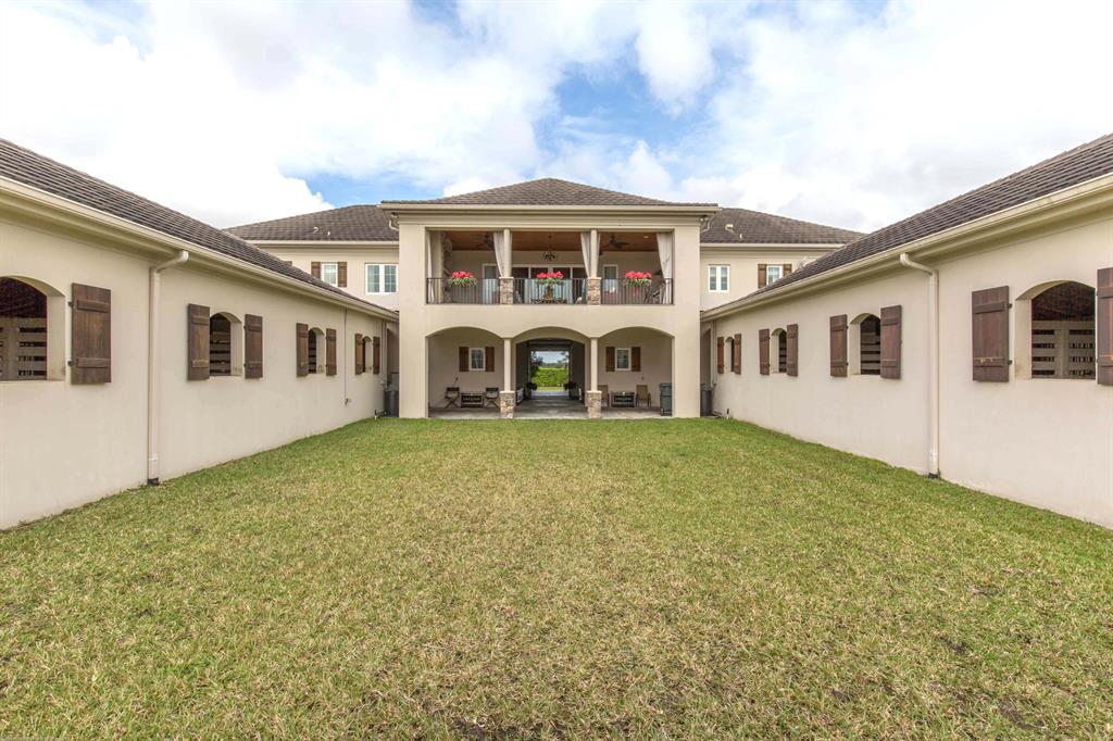 PALM BEACH POINT EAST - Residential