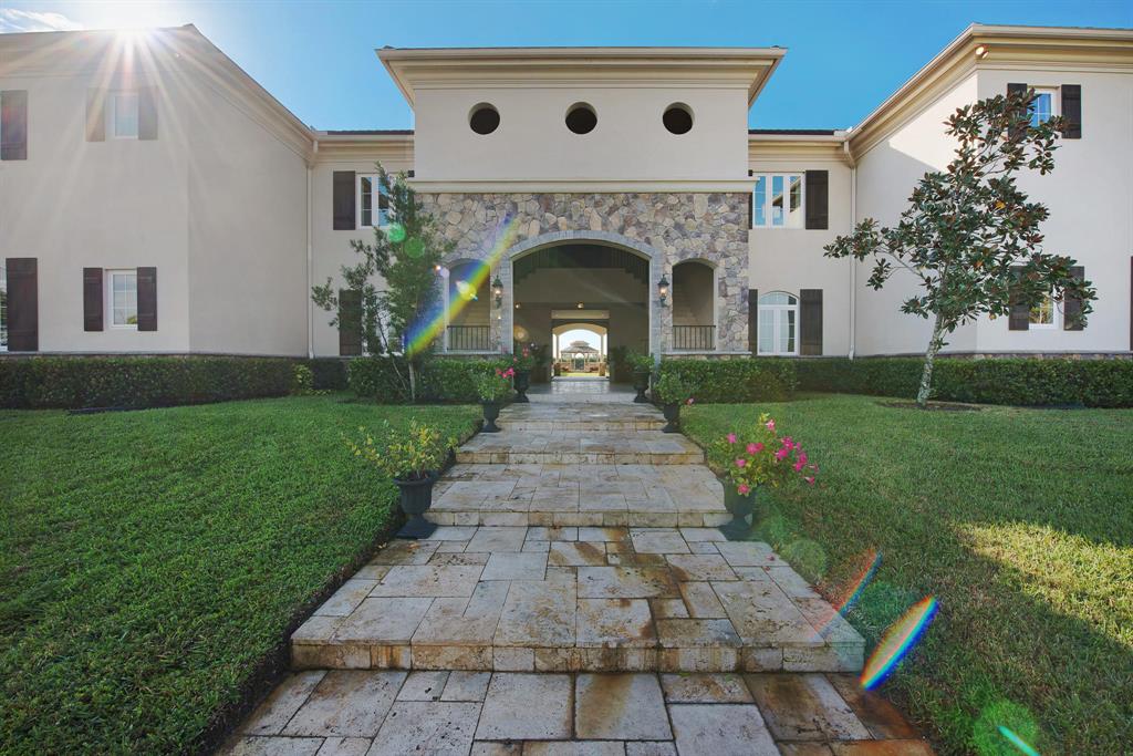 PALM BEACH POINT EAST - Residential