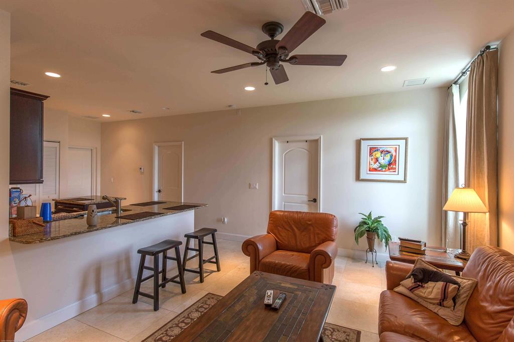 PALM BEACH POINT EAST - Residential