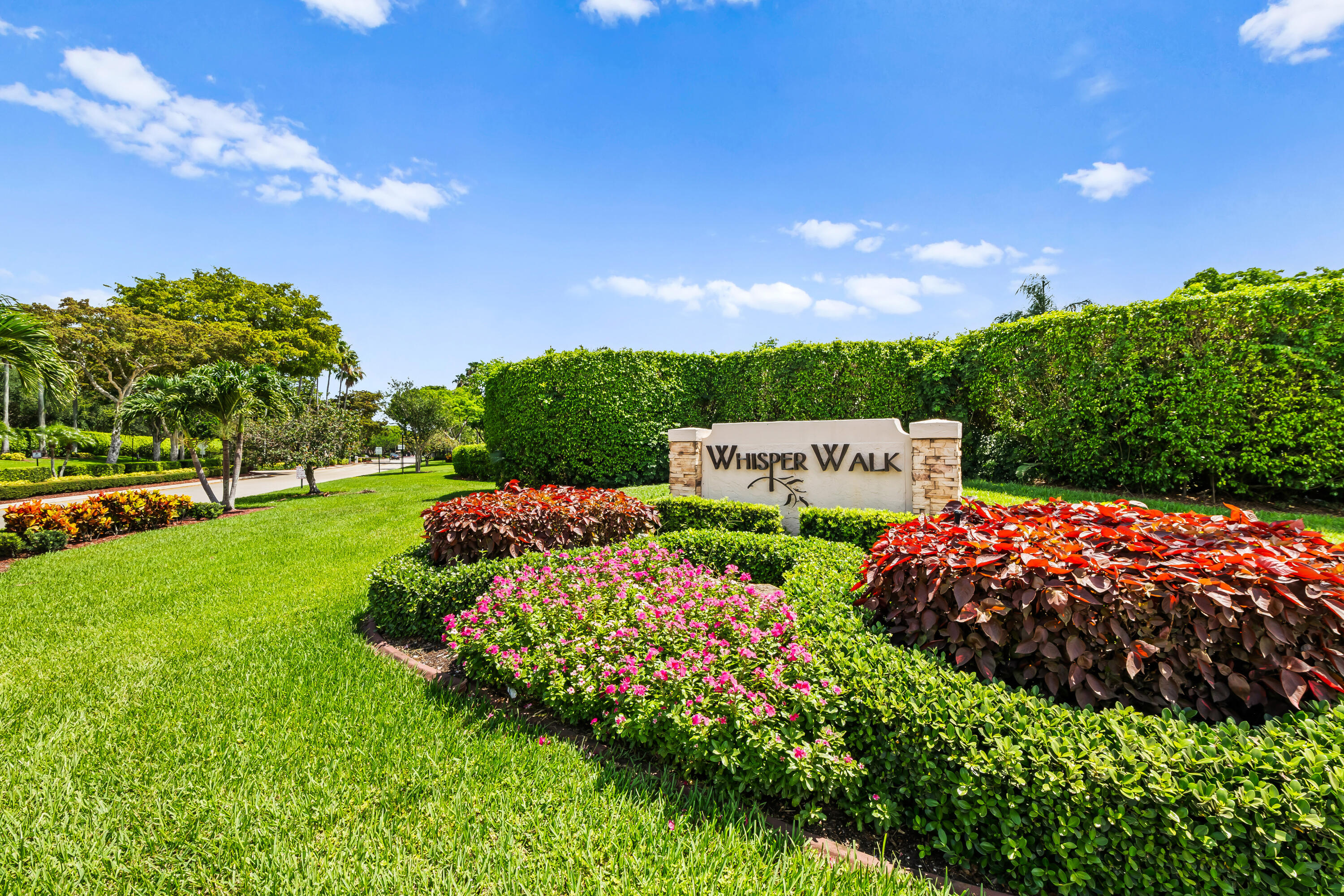 WHISPER WALK - Residential