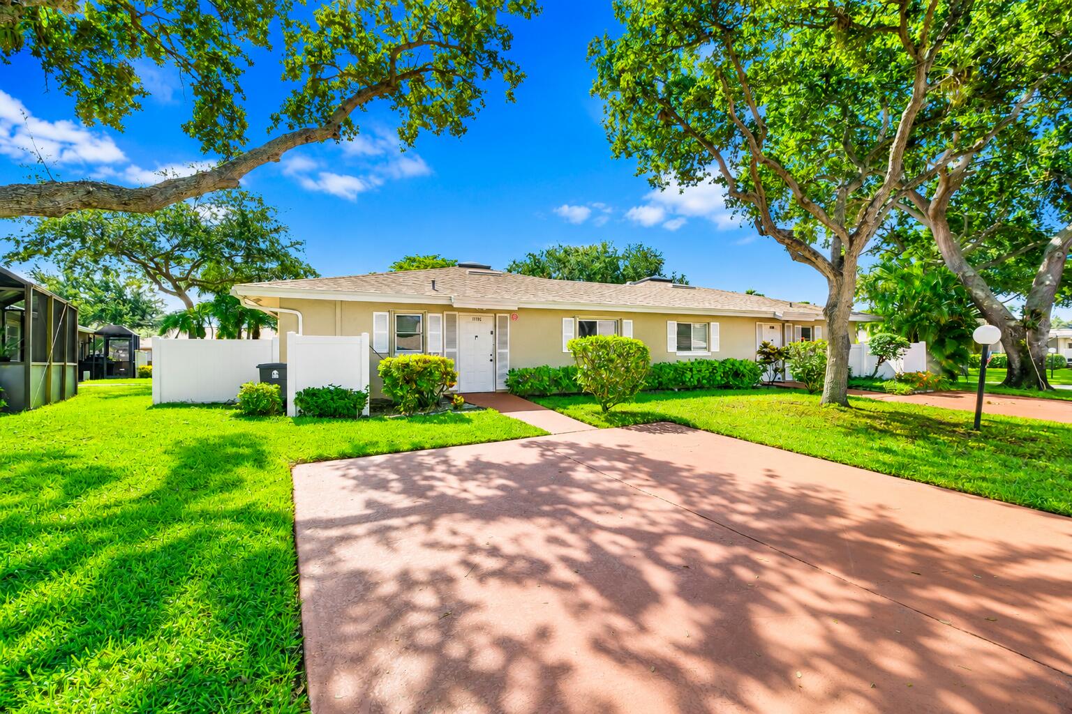 WHISPER WALK - Residential