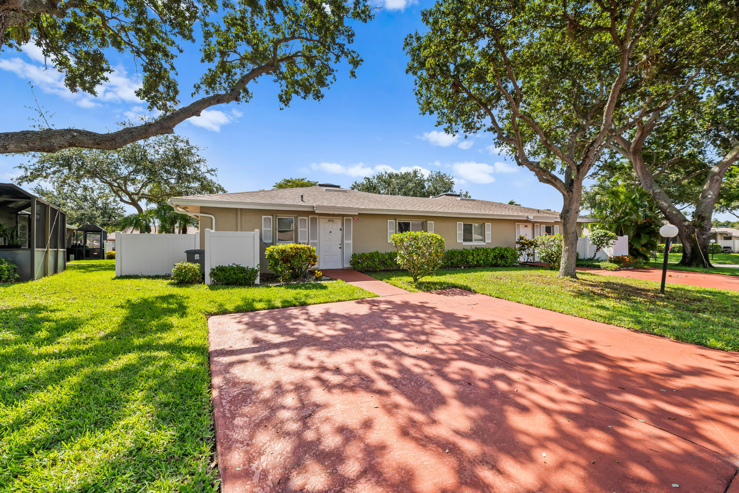 WHISPER WALK - Residential
