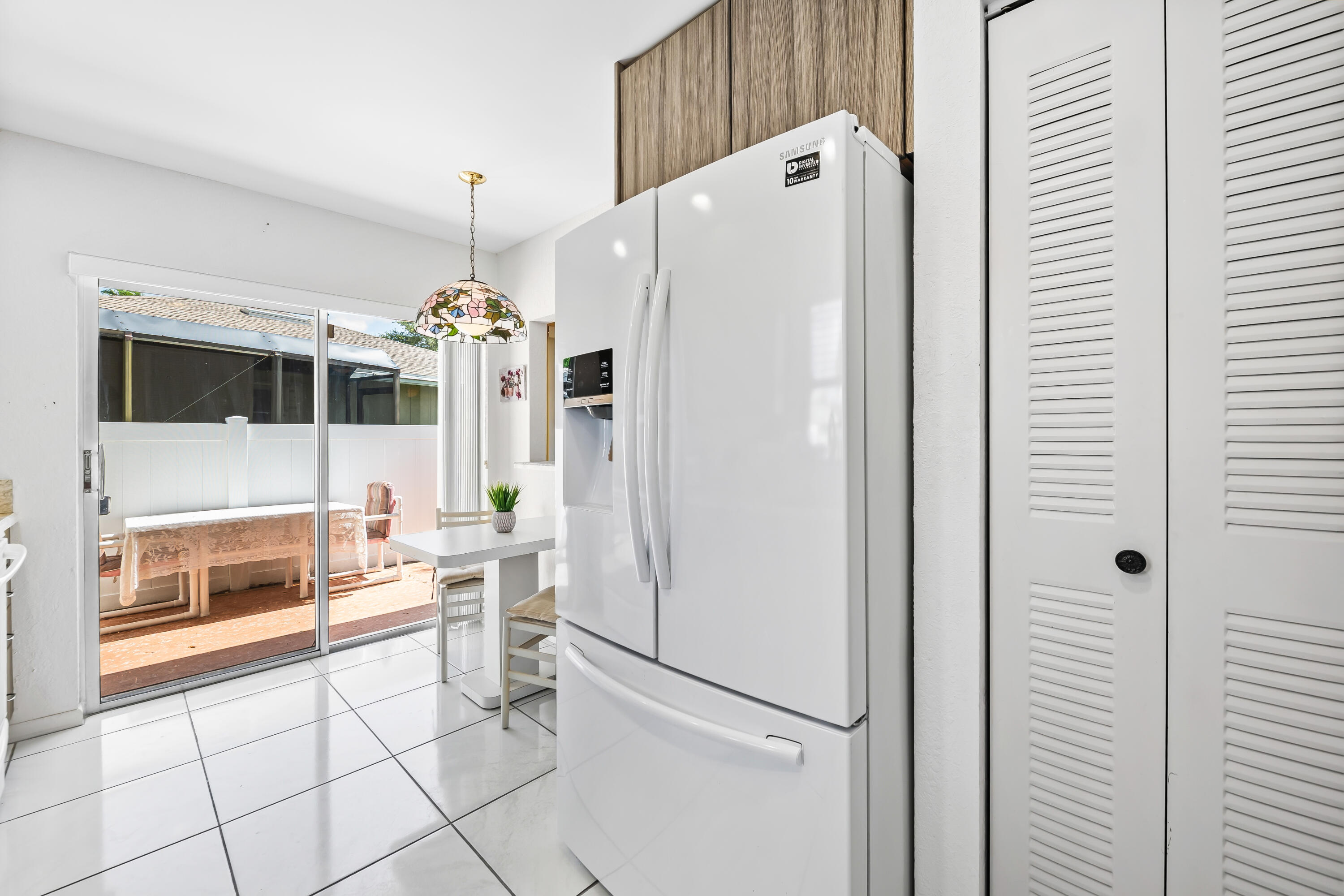 WHISPER WALK - Residential