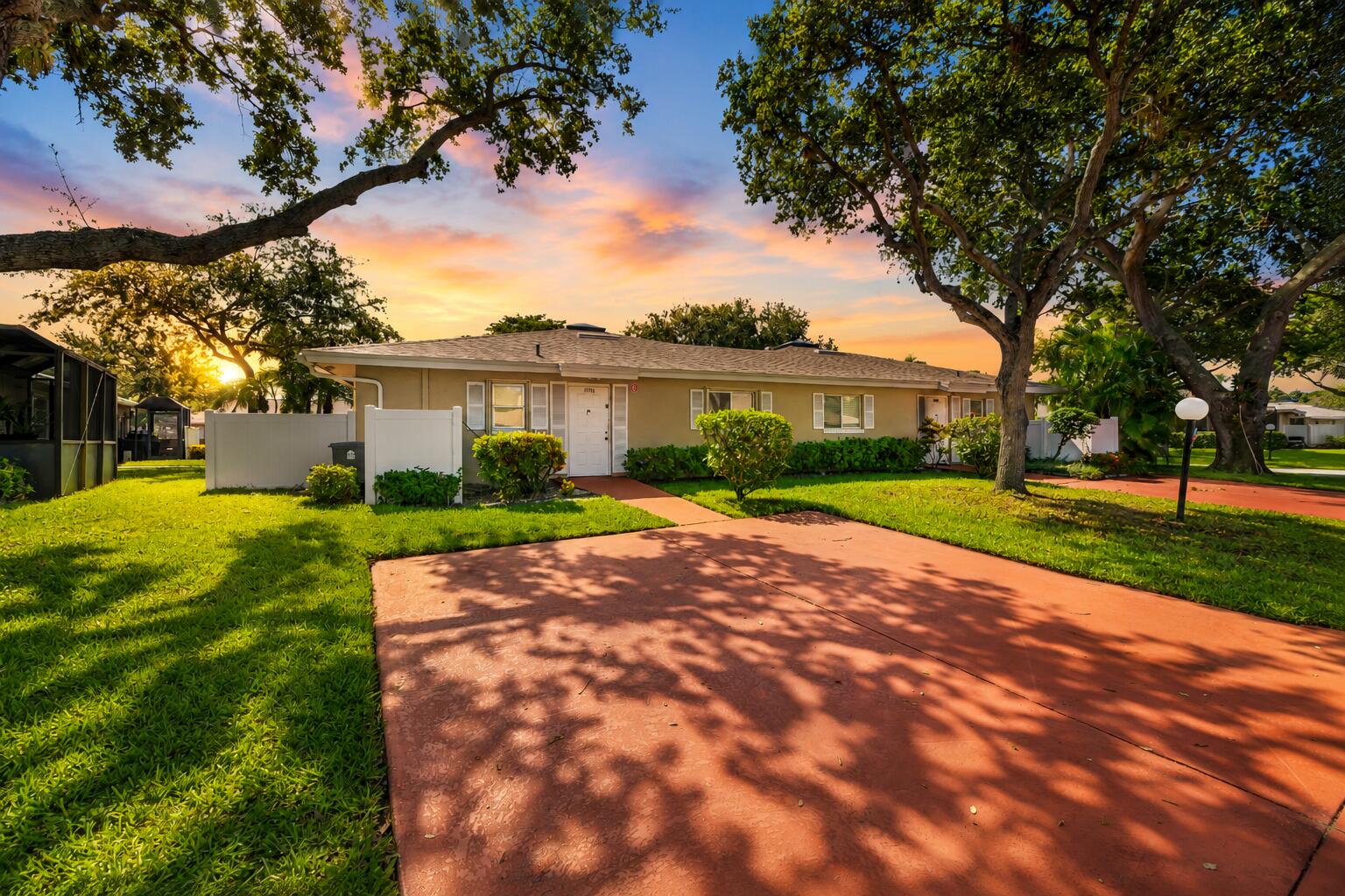 WHISPER WALK - Residential