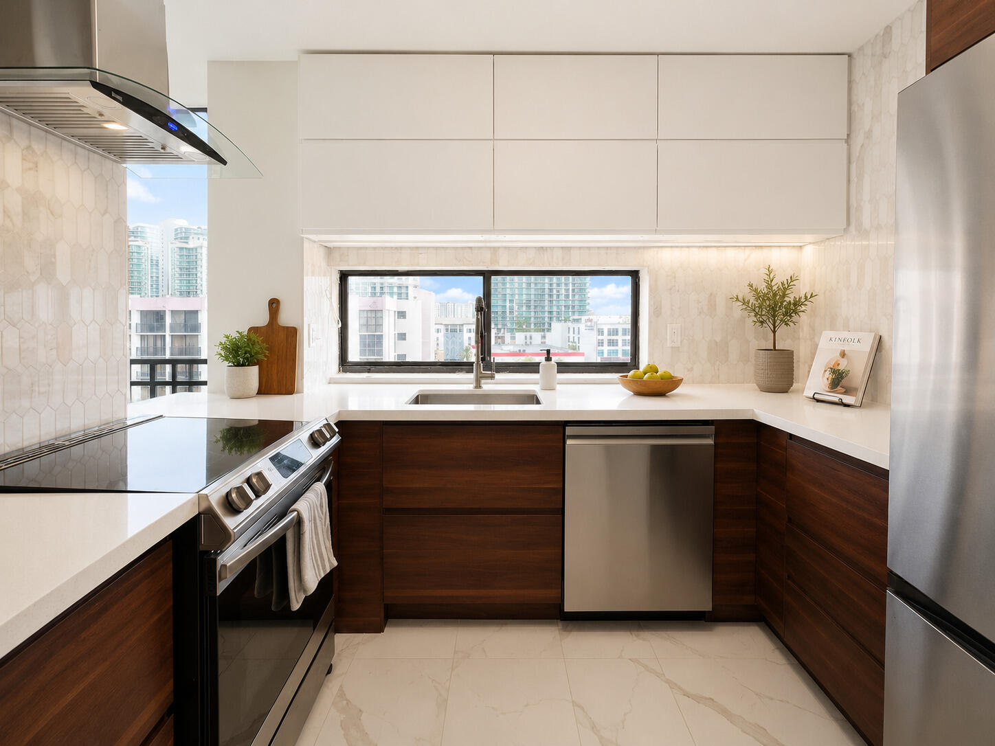 PLAZA OF AMERICAS CONDO - Residential