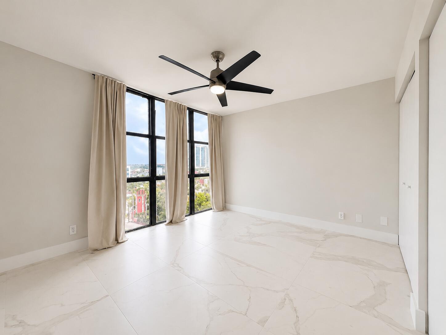 PLAZA OF AMERICAS CONDO - Residential