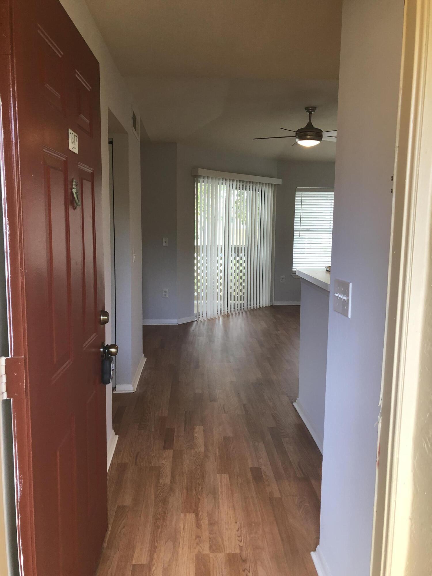 PALM LAKE CONDO - Residential Lease
