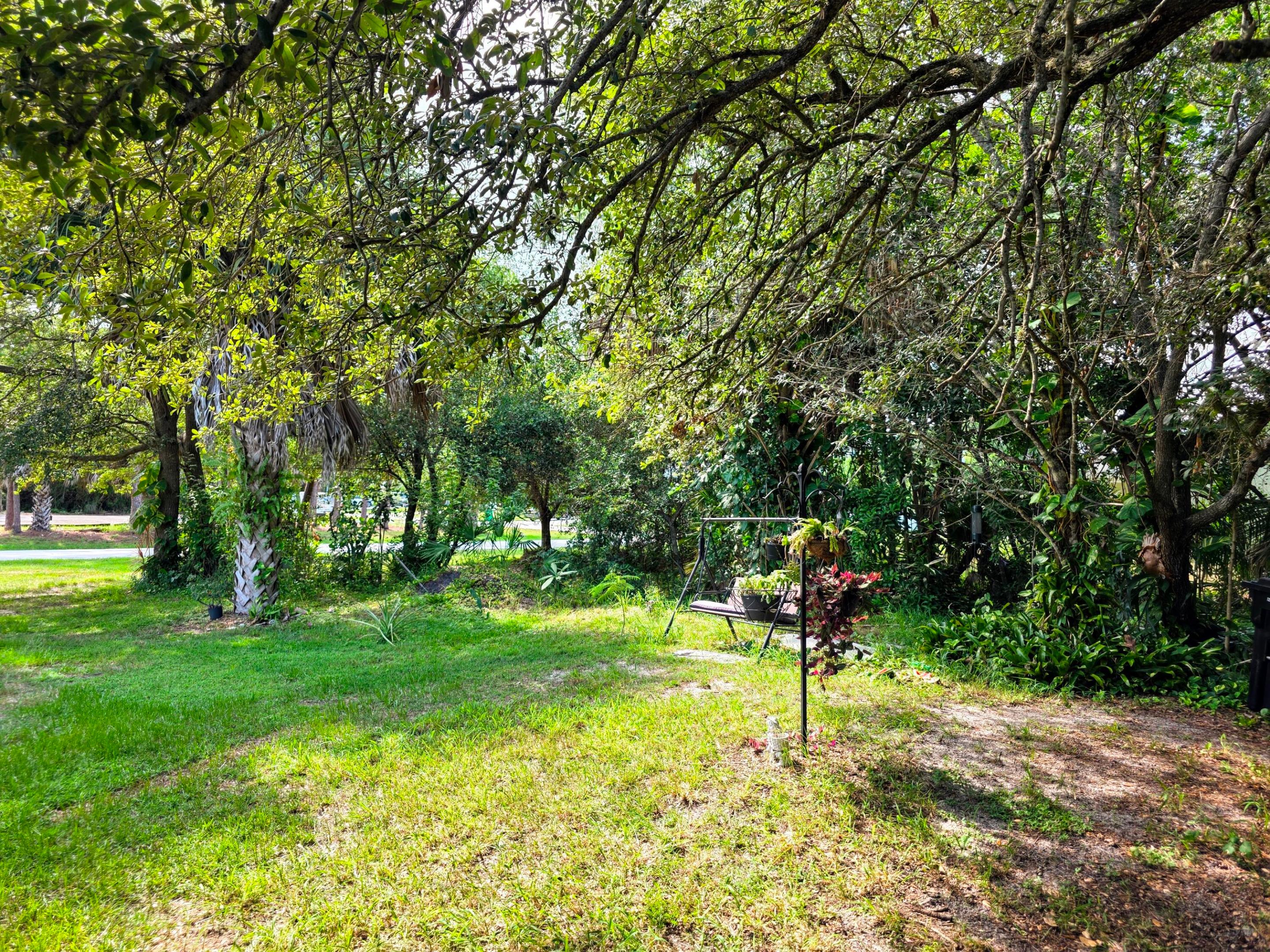 PORT ST LUCIE SECTION 28 - Land