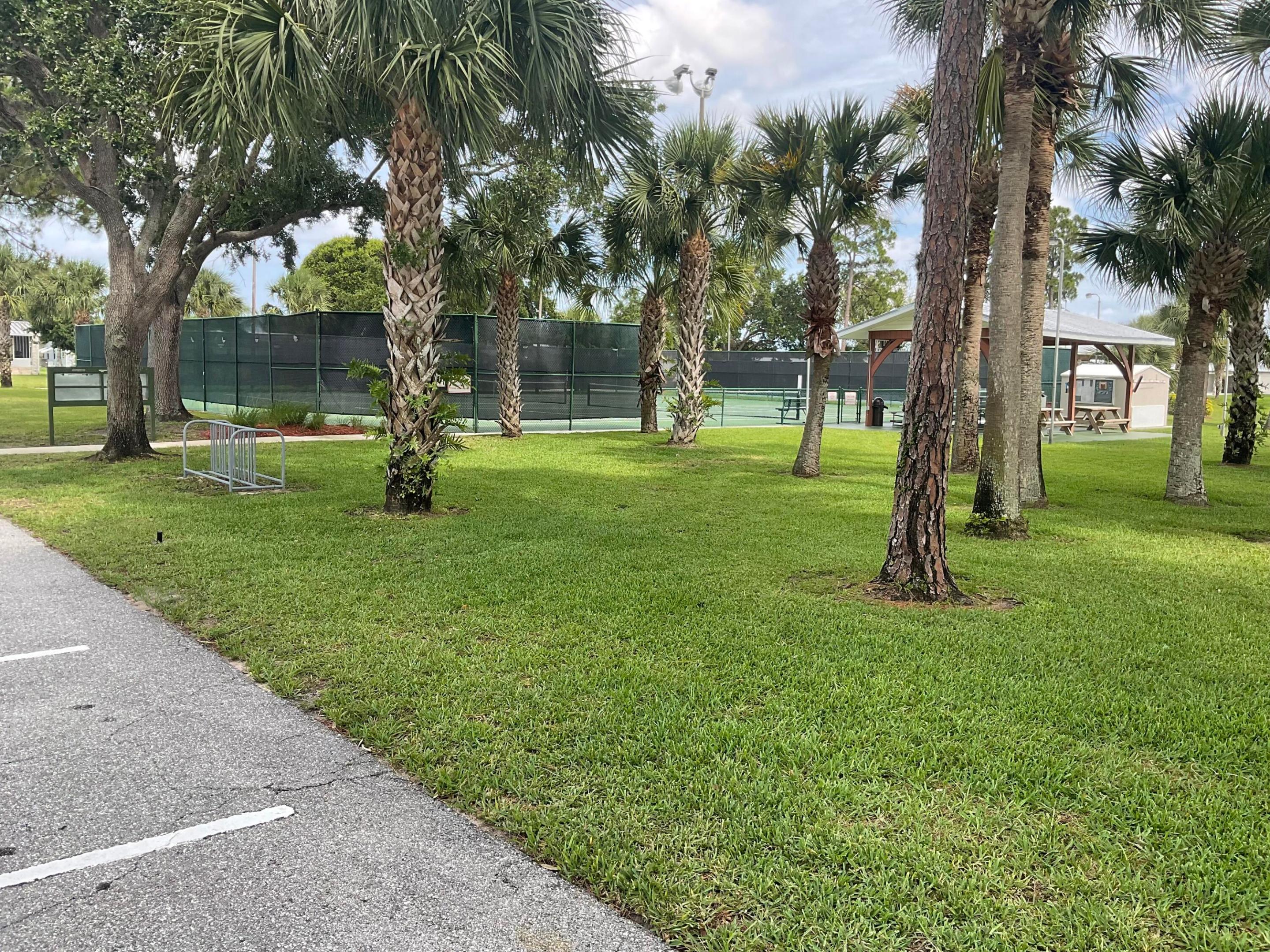 SPANISH LAKES FAIRWAYS NE PHASE - Residential