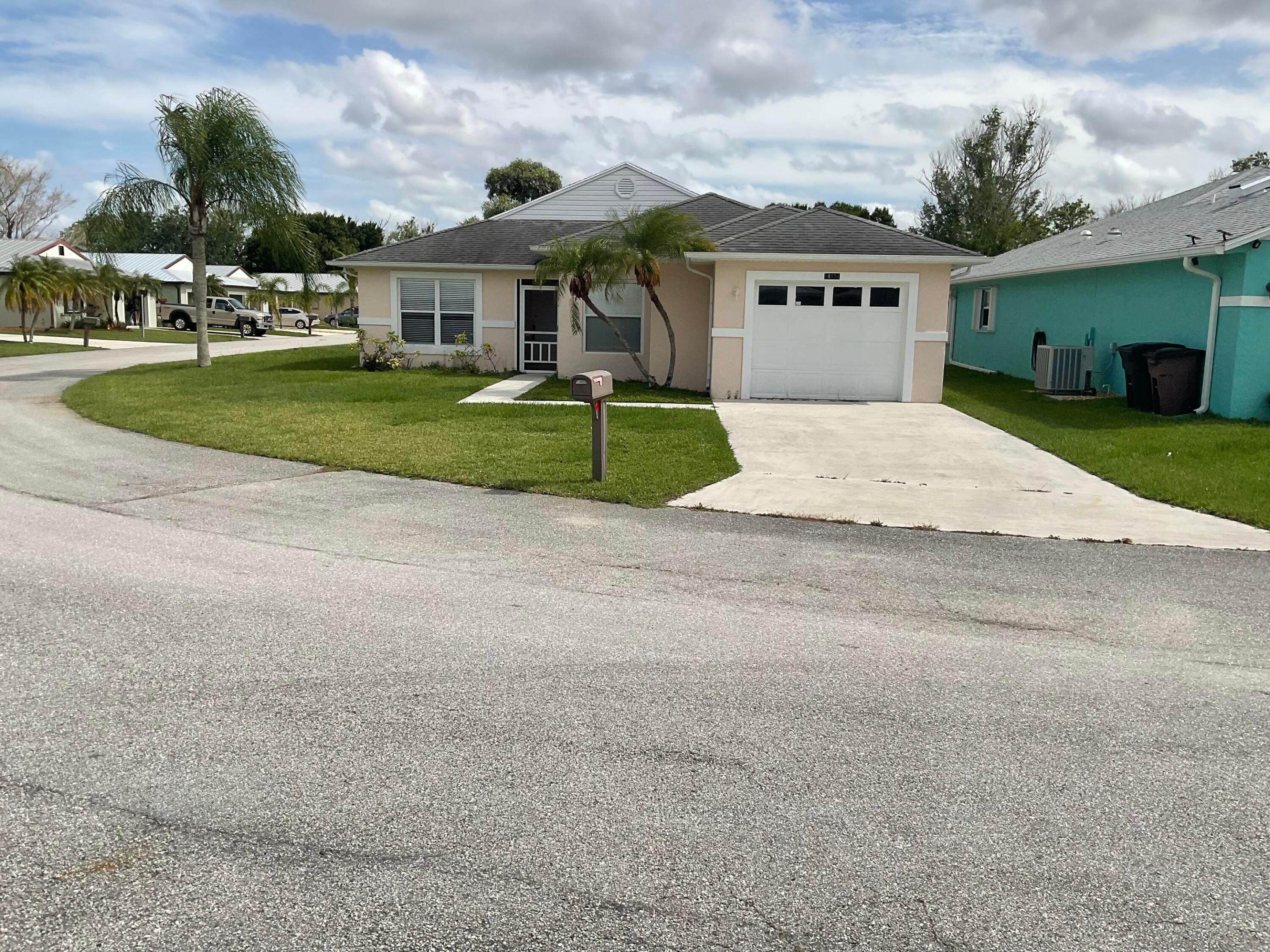 SPANISH LAKES FAIRWAYS NE PHASE - Residential
