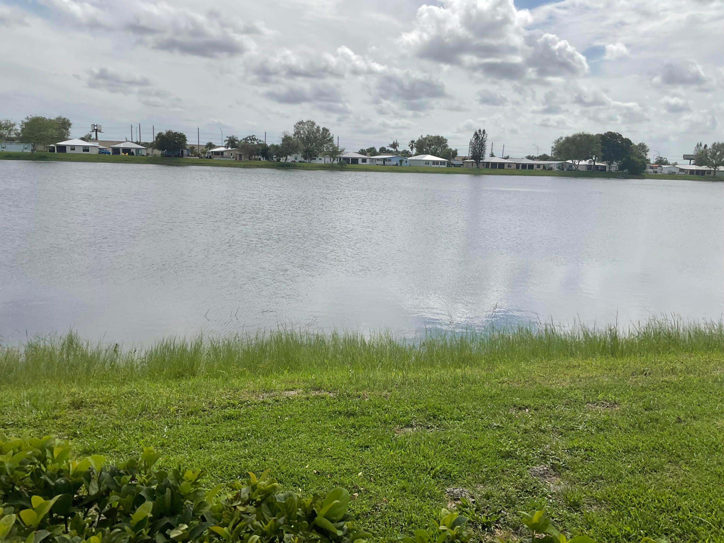SPANISH LAKES FAIRWAYS NE PHASE - Residential