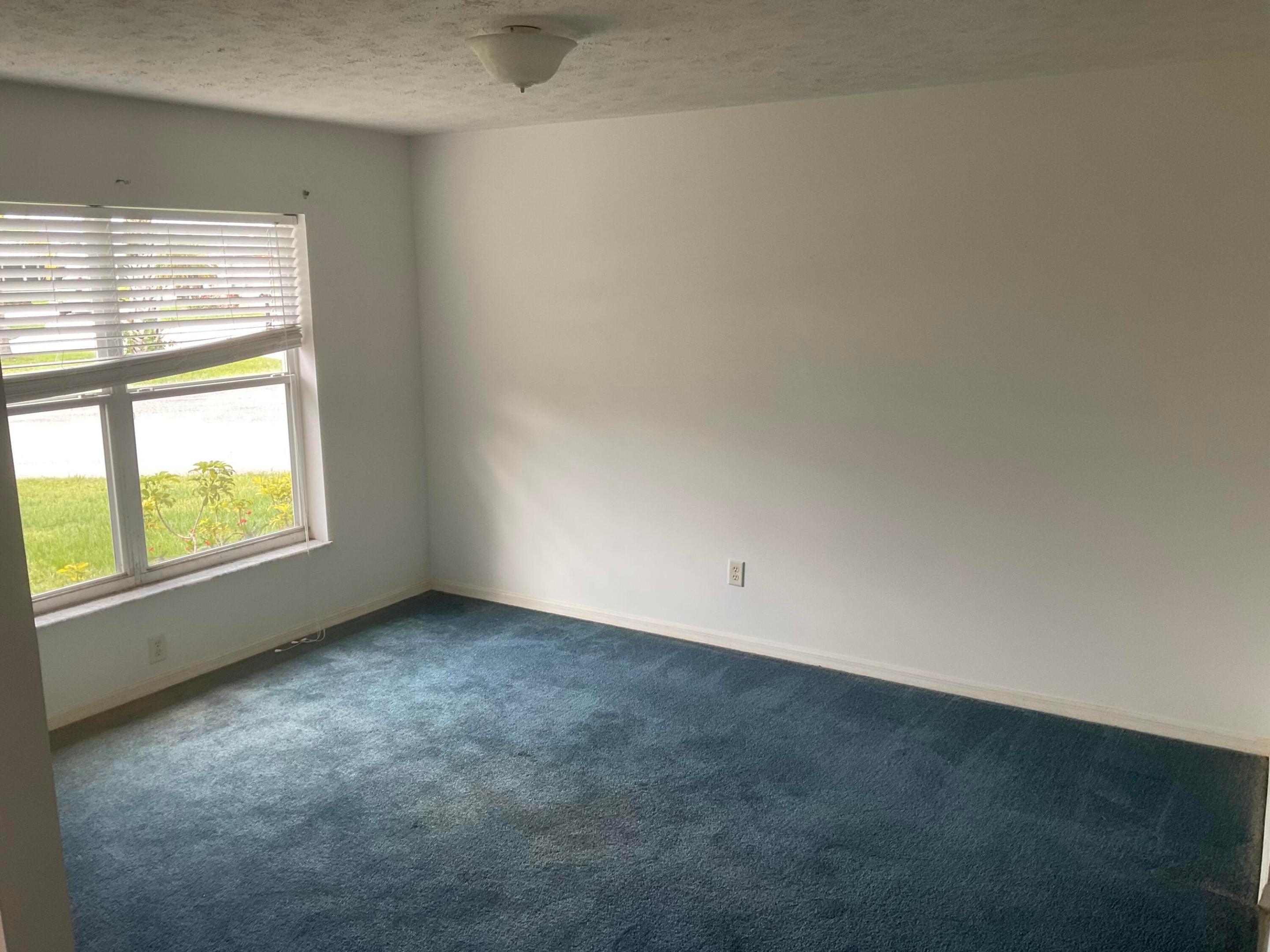SPANISH LAKES FAIRWAYS NE PHASE - Residential