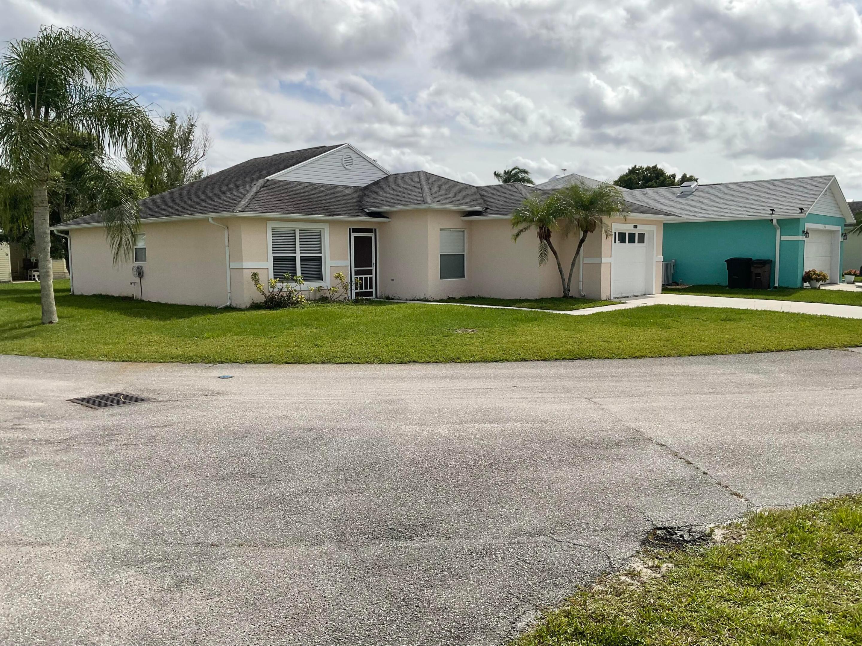 SPANISH LAKES FAIRWAYS NE PHASE - Residential