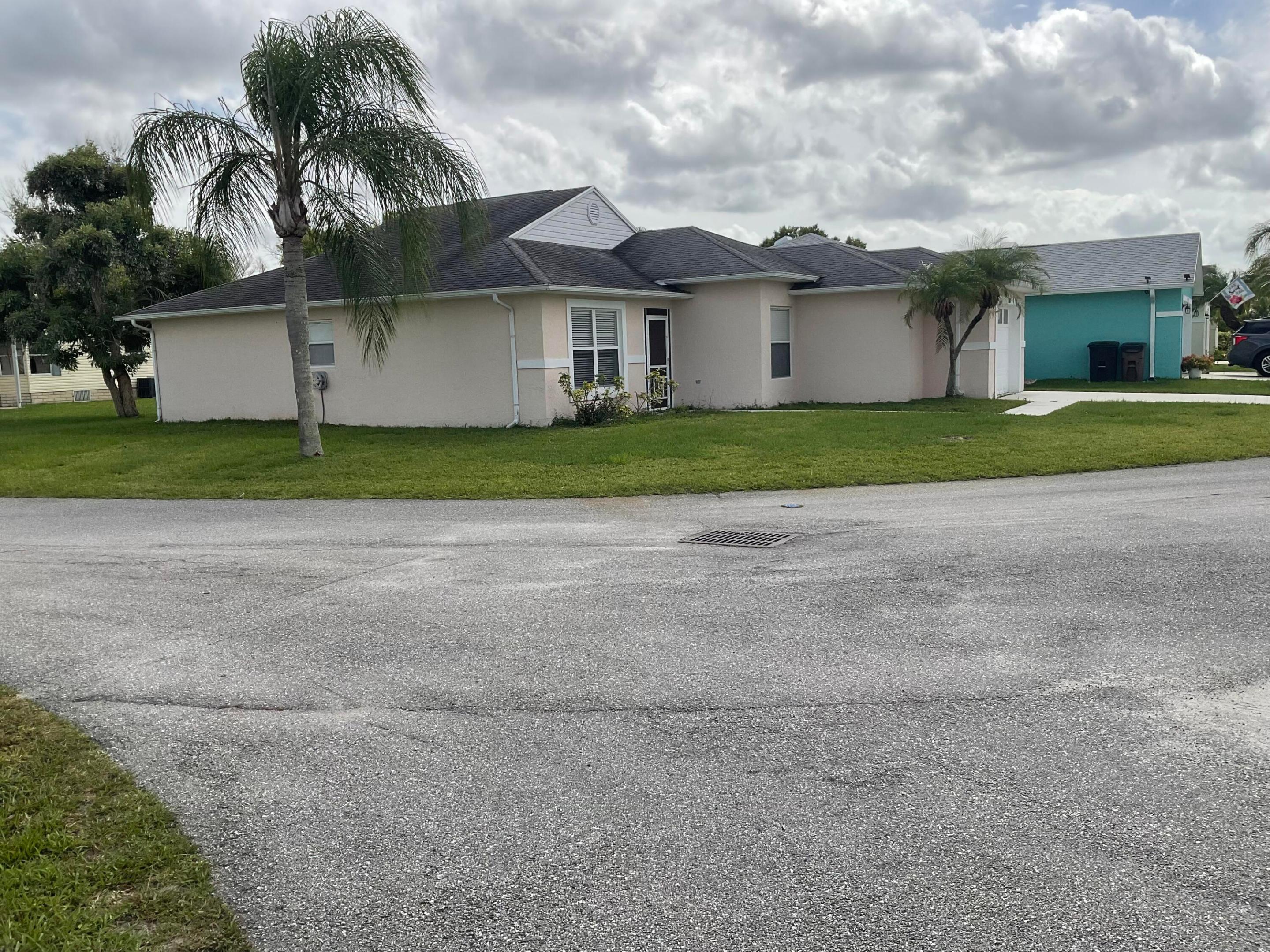 SPANISH LAKES FAIRWAYS NE PHASE - Residential