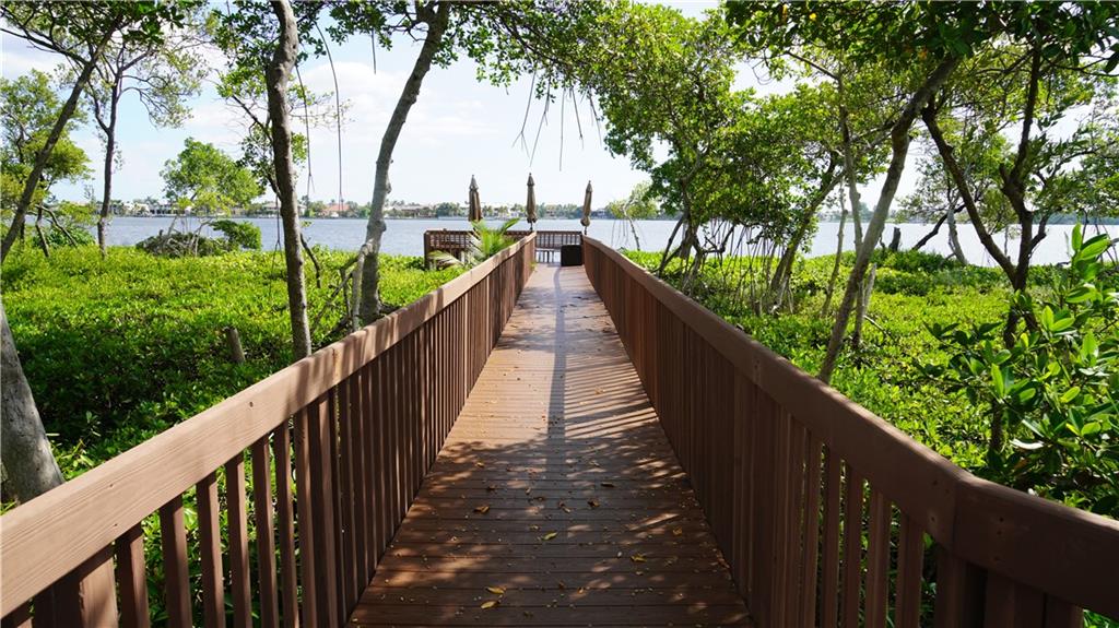 Lakeshore - Residential
