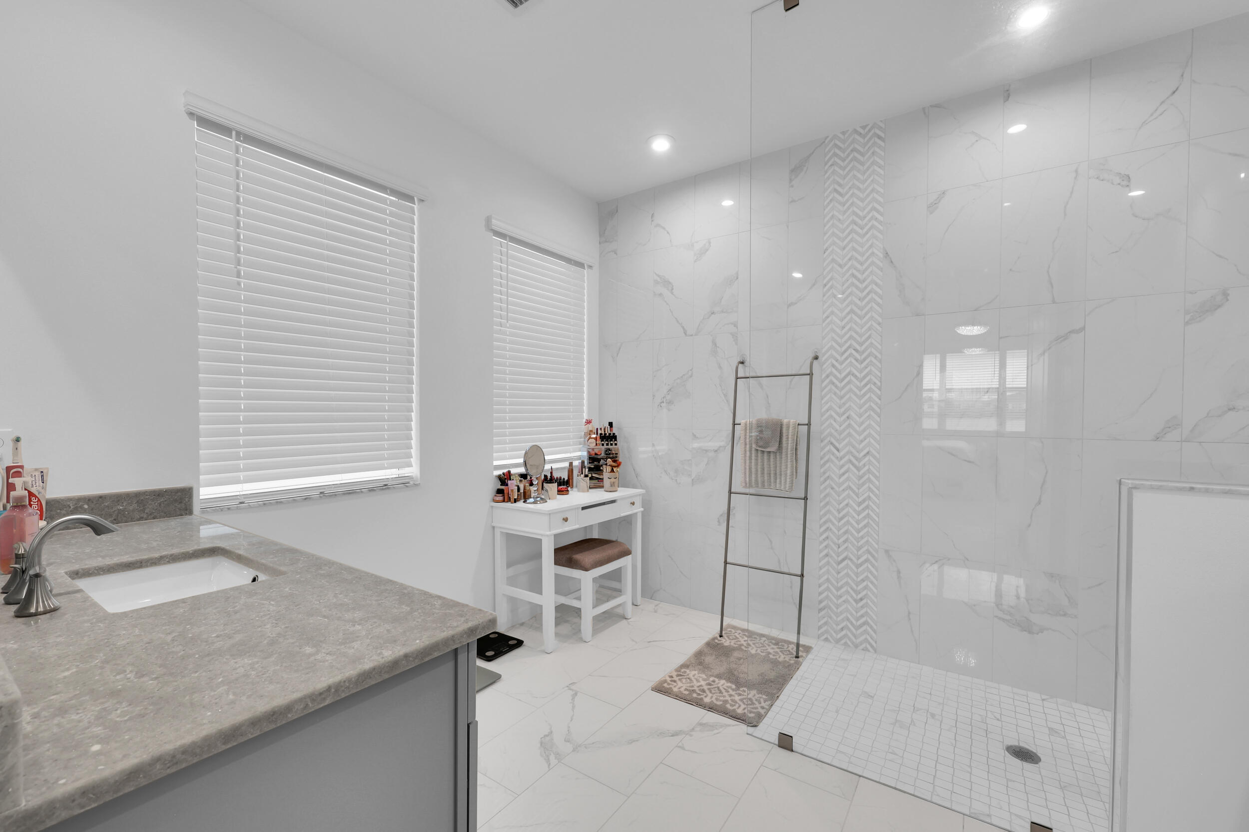 Emery II - Residential