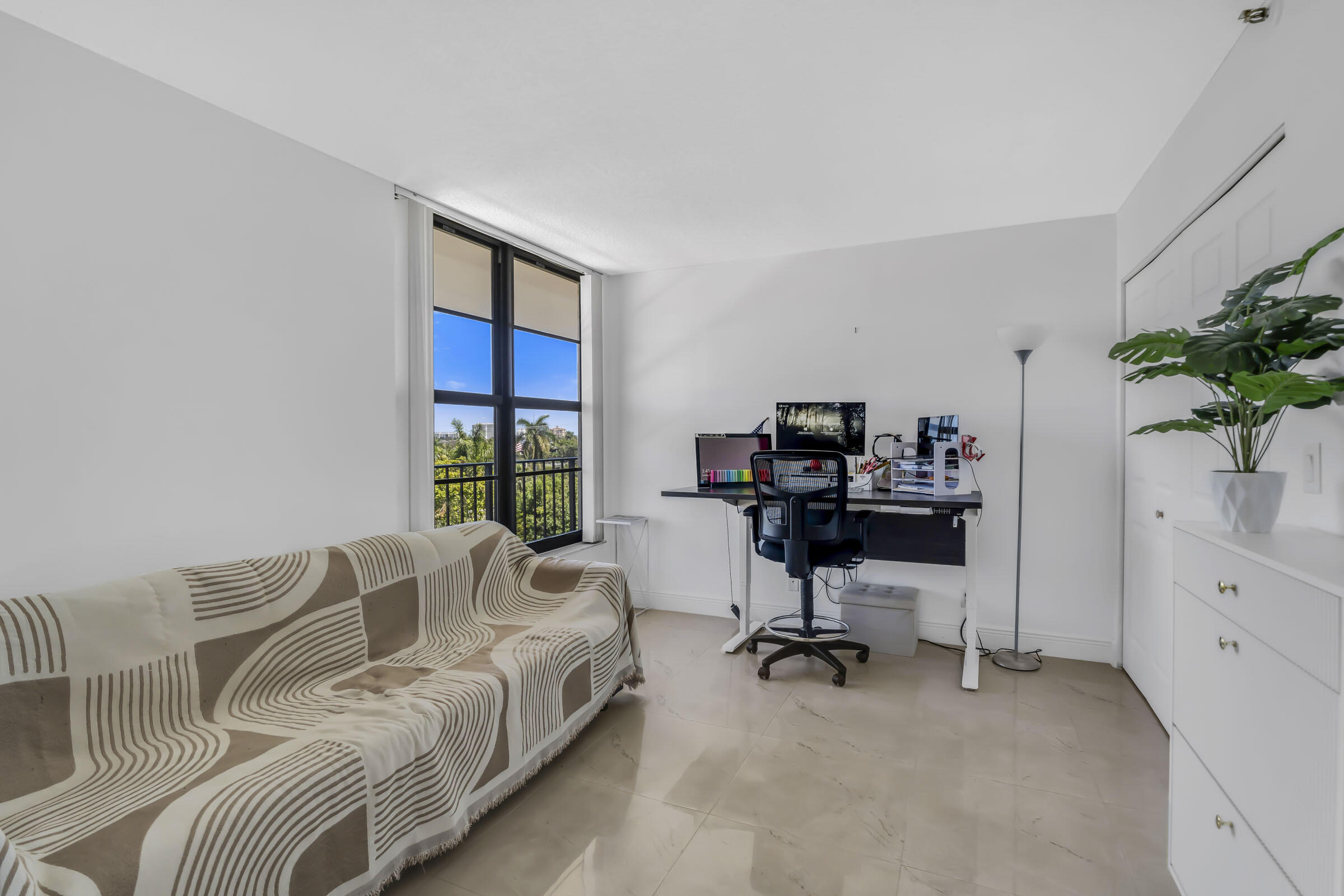 BOCA BAYOU CONDO - Residential Lease
