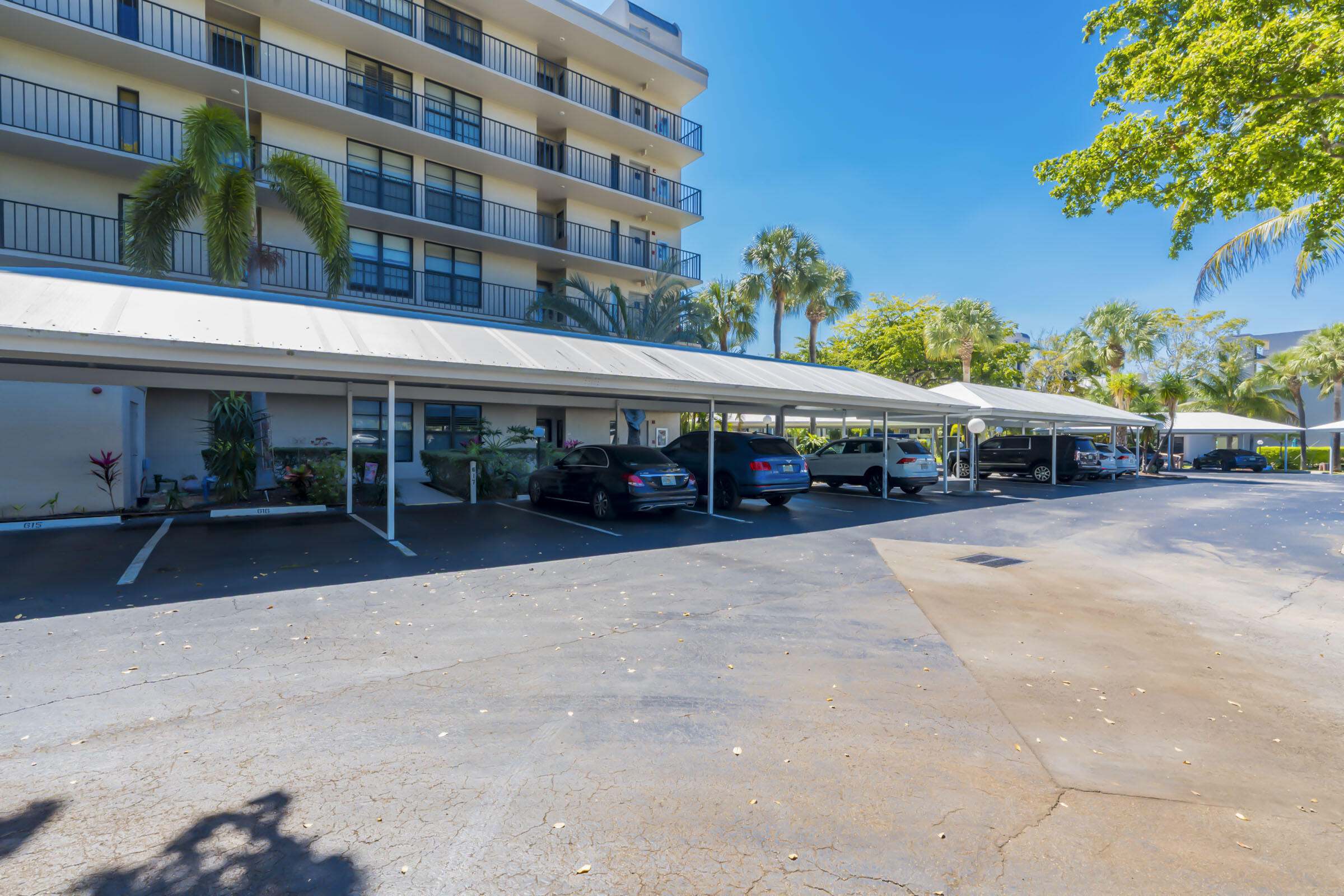 BOCA BAYOU CONDO - Residential Lease