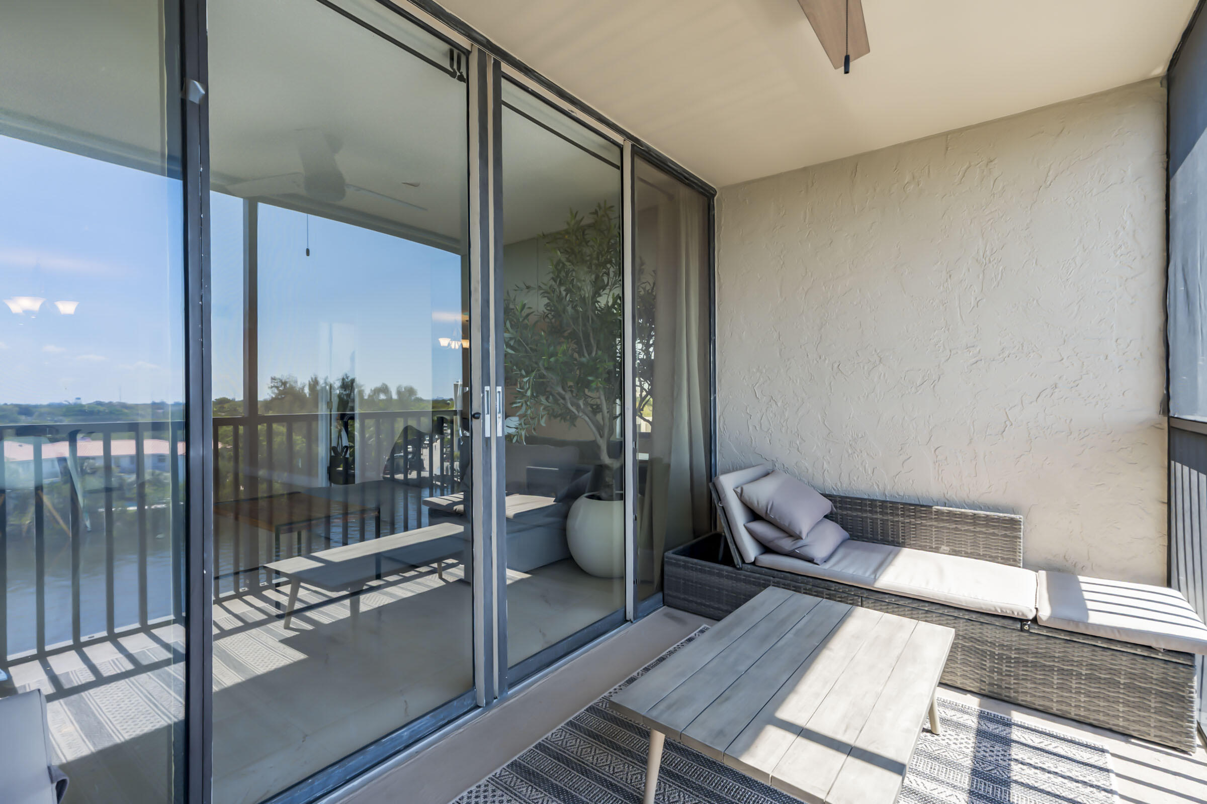 BOCA BAYOU CONDO - Residential Lease