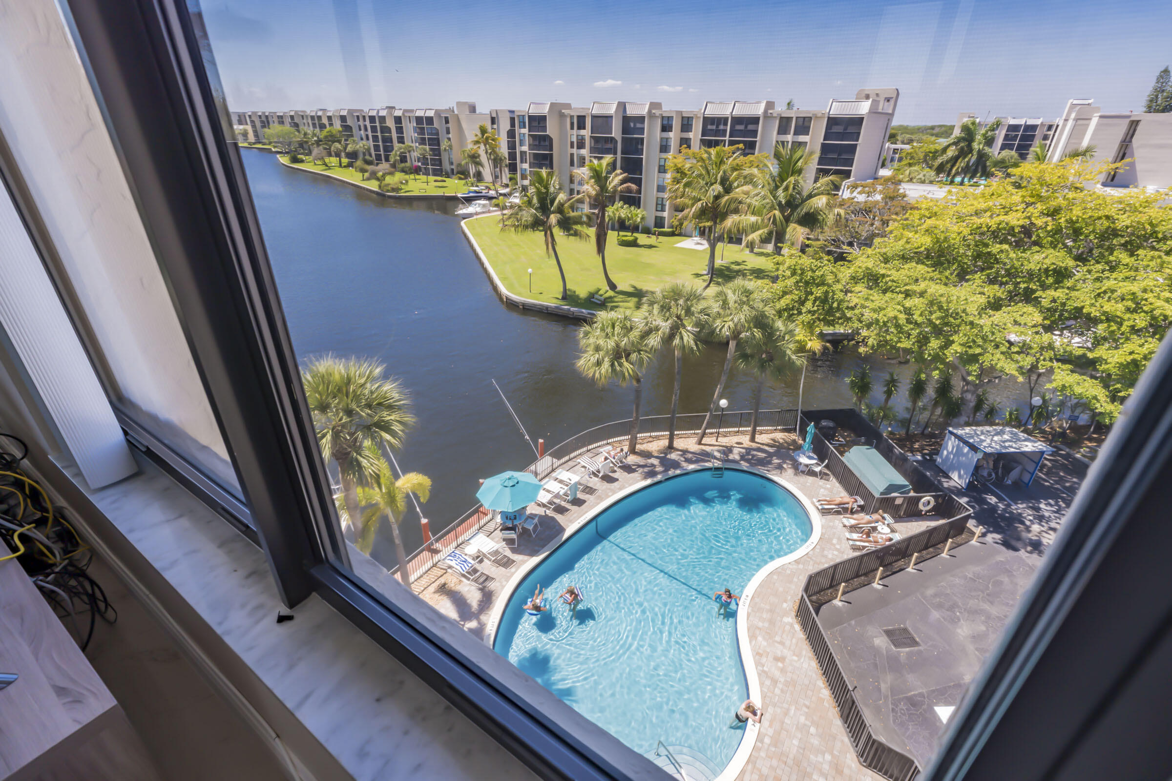 BOCA BAYOU CONDO - Residential Lease