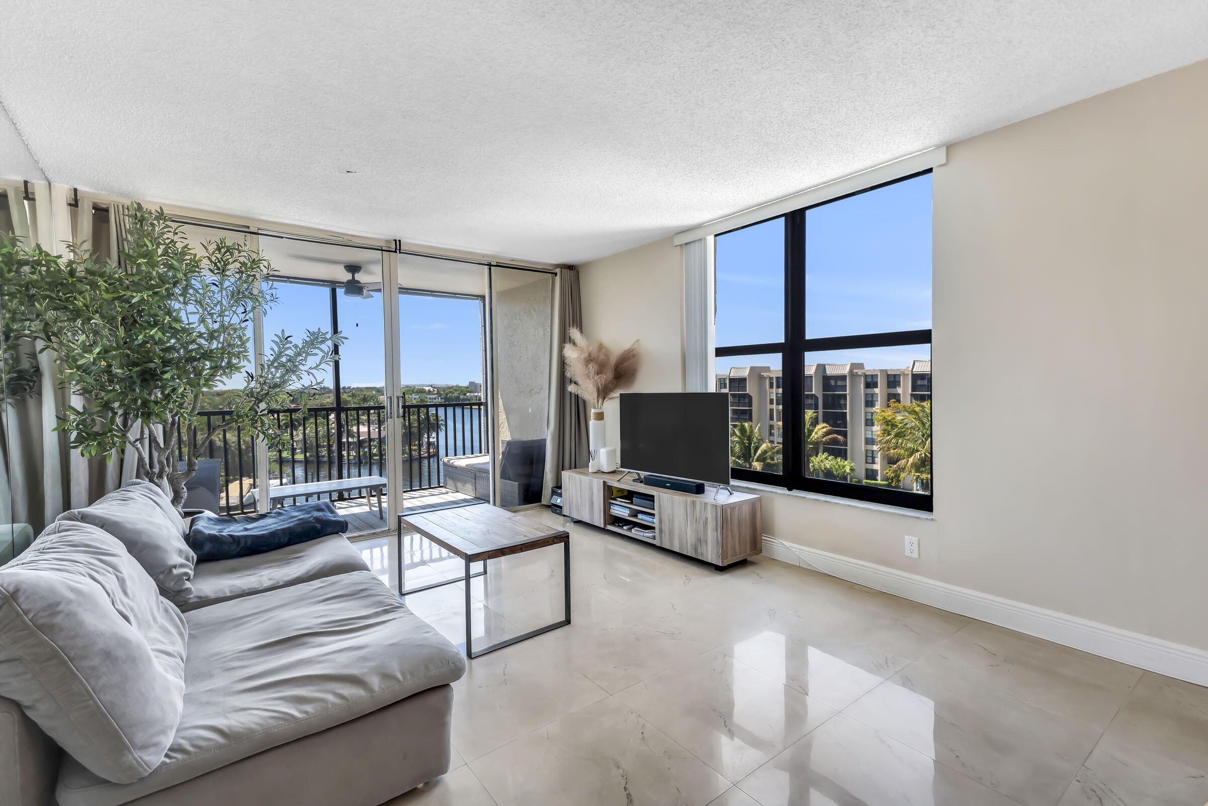 BOCA BAYOU CONDO - Residential Lease