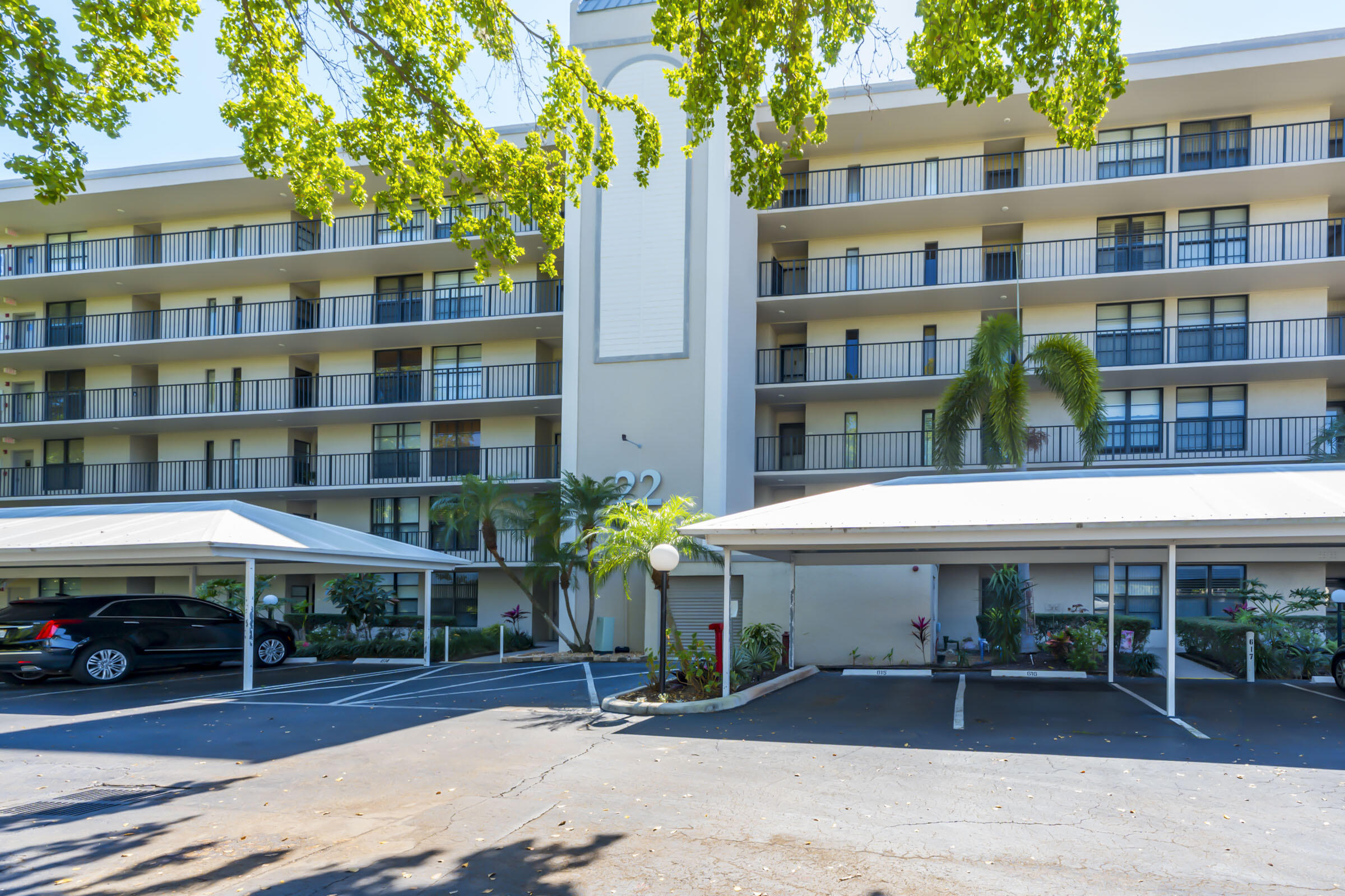 BOCA BAYOU CONDO - Residential Lease
