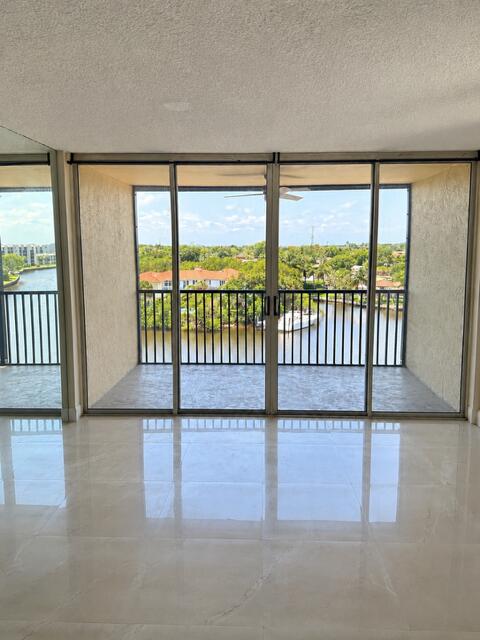 BOCA BAYOU CONDO - Residential Lease