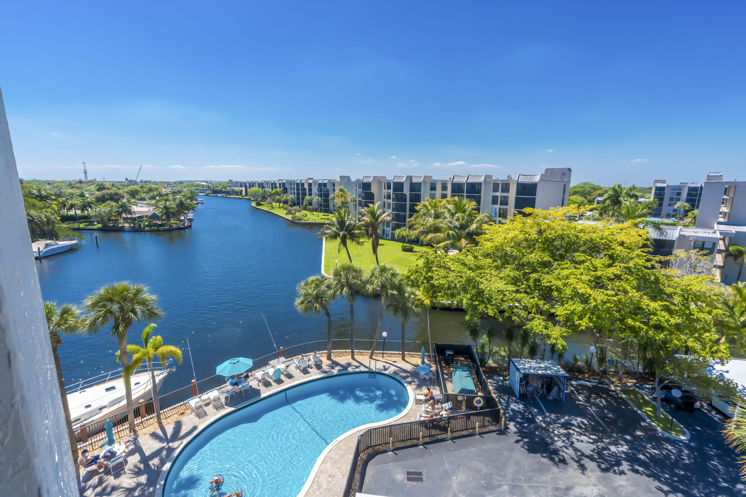 BOCA BAYOU CONDO - Residential Lease