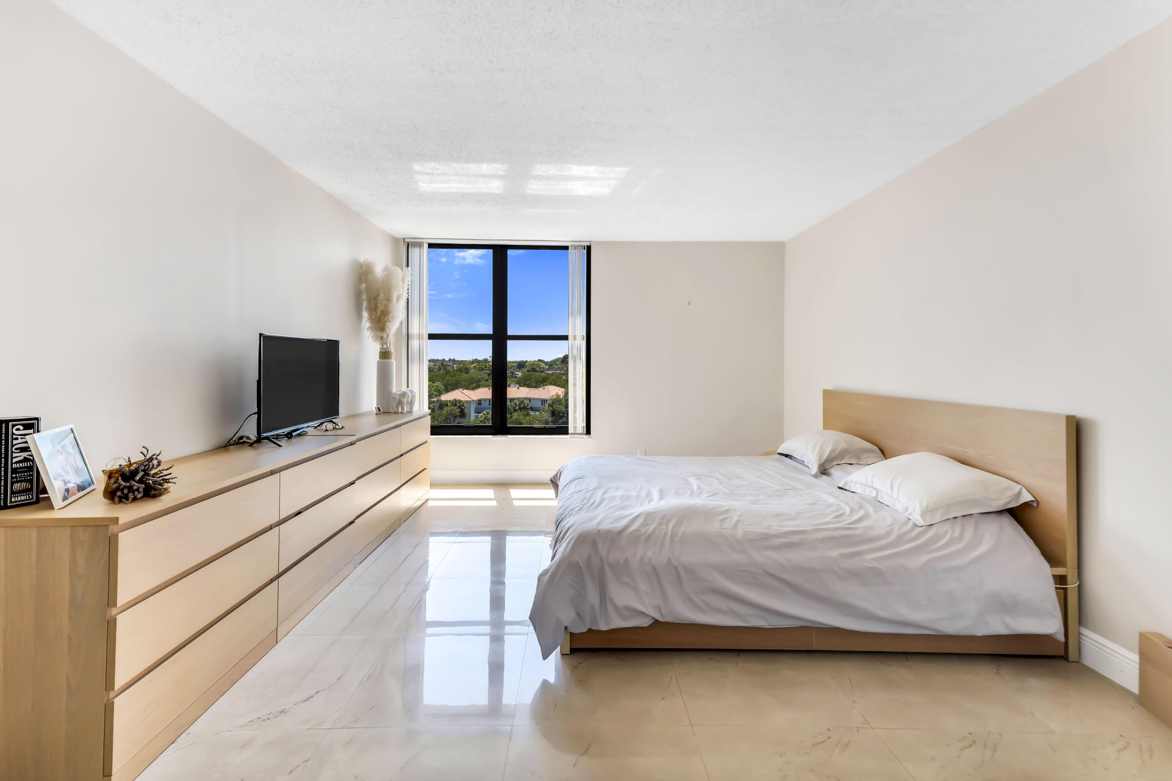 BOCA BAYOU CONDO - Residential Lease