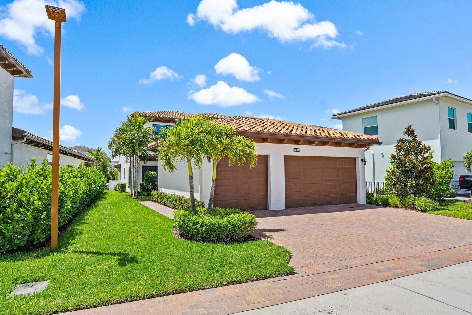 ALTON NEIGHBORHOOD - Residential Lease