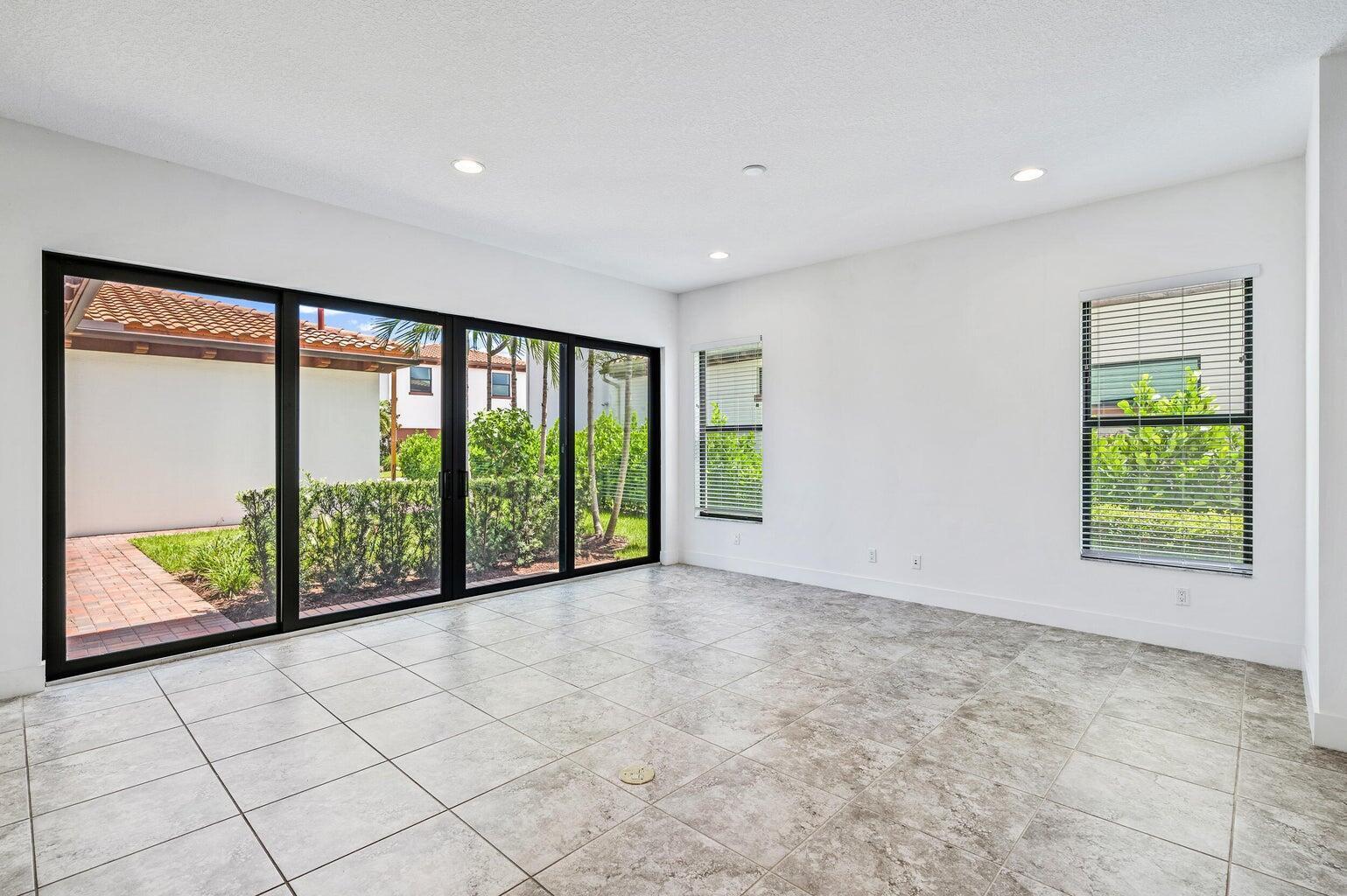 ALTON NEIGHBORHOOD - Residential Lease