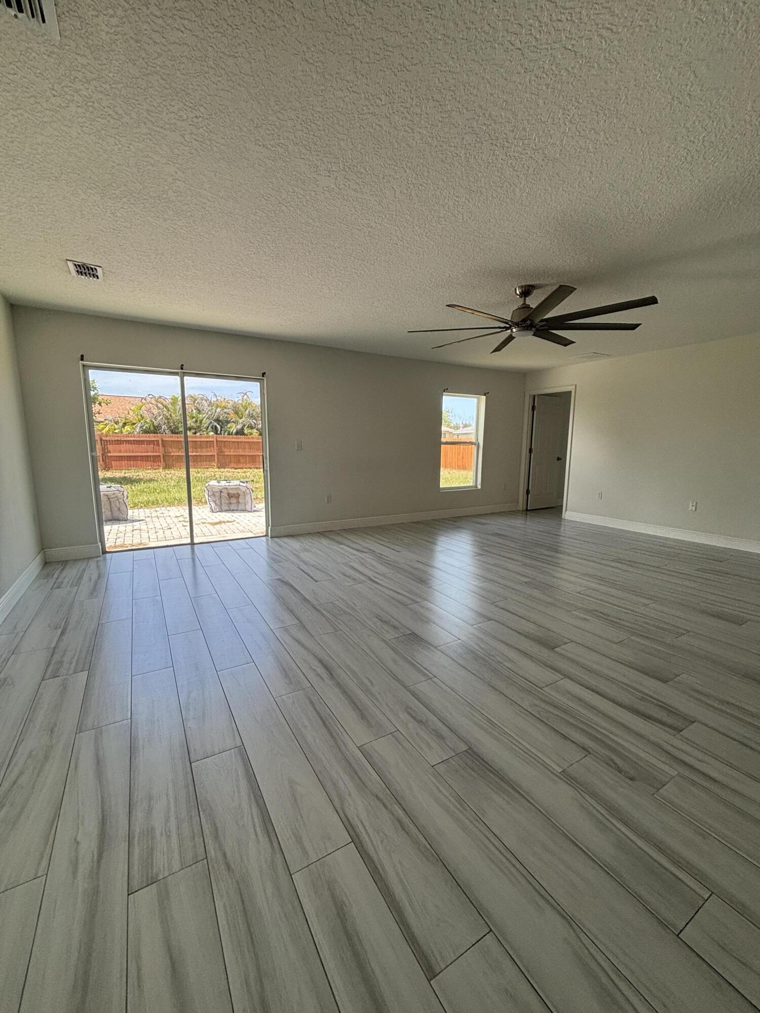 PORT ST LUCIE SECTION 30 - Residential